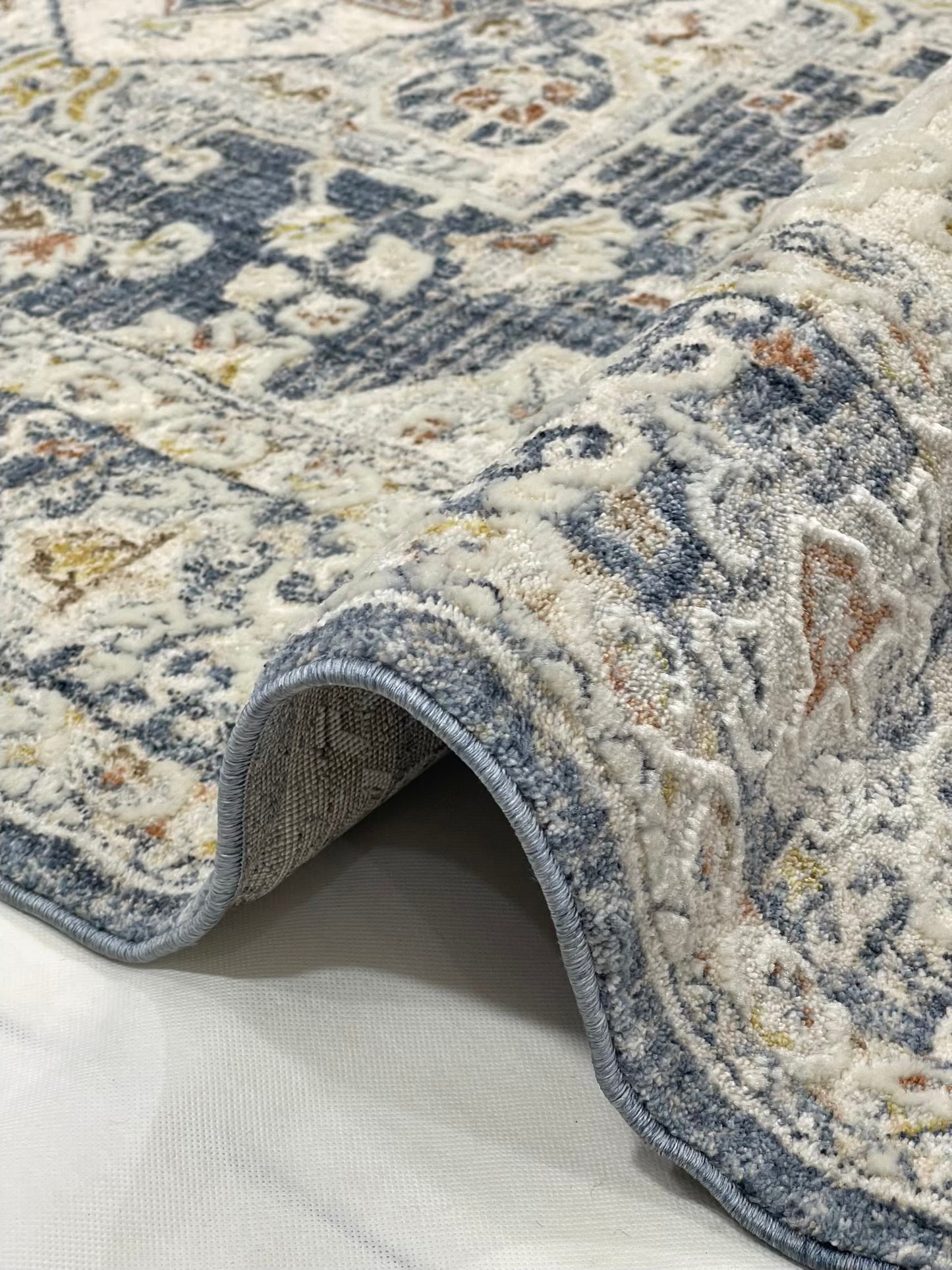 Turkish Polypropylene Silk.(Article-1678-Light Blue )
Size : 5ft width x 7.3ft length (160 cm x 225cm)