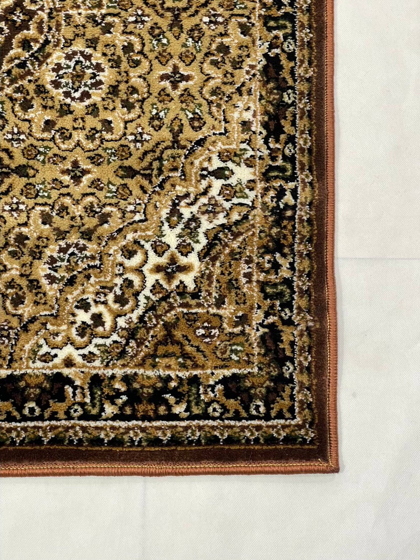 Brown Persian Polypropylene Woven Rug.
Size : 2.6 ft width x 6.6 ft length
(80 cm x 200cm)