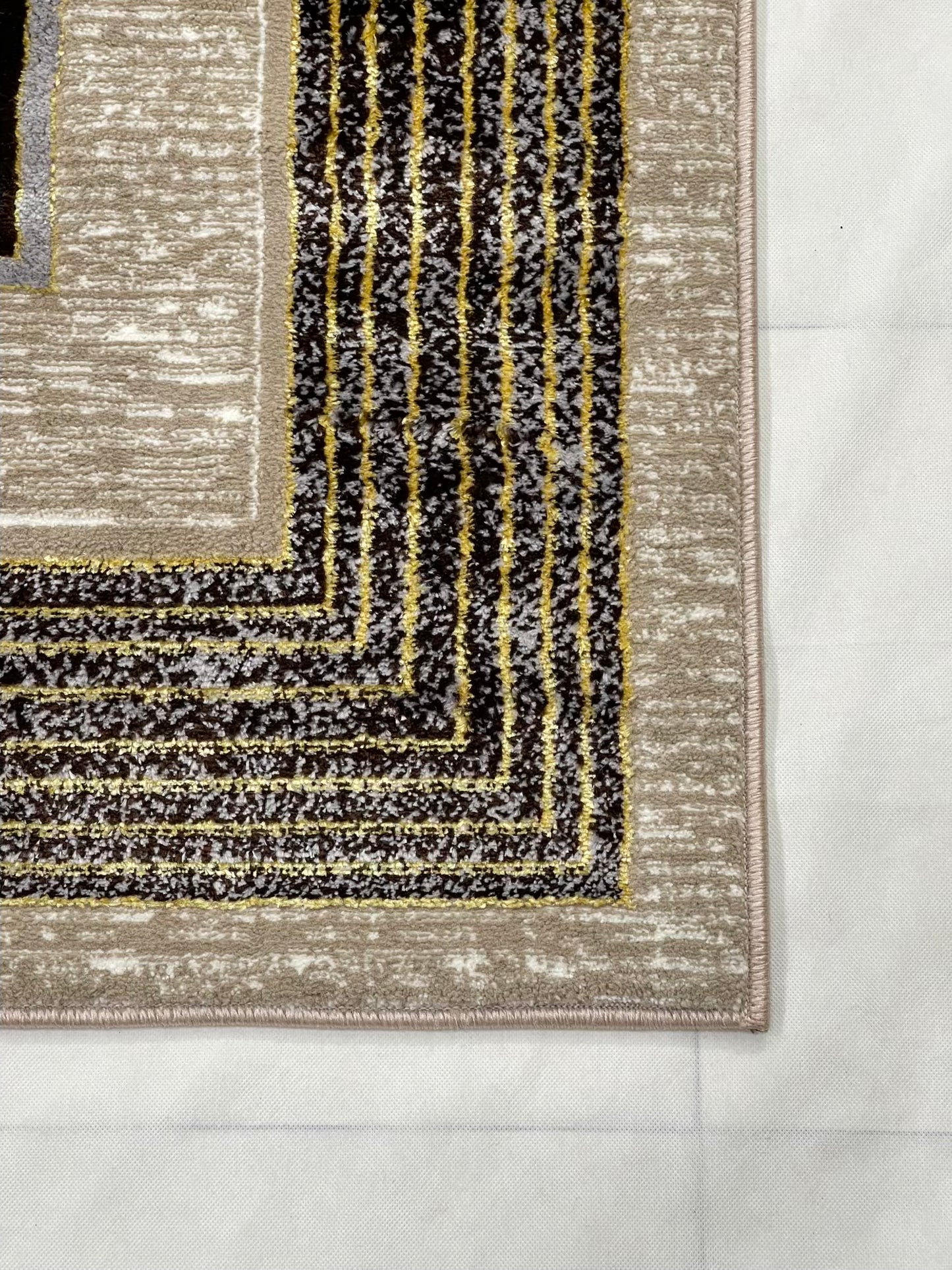 Pakistani Silk Woven Rug.(Article-1450-Light Beige)
Size : 5ft width x 7.3ft length (150cm x 220cm)