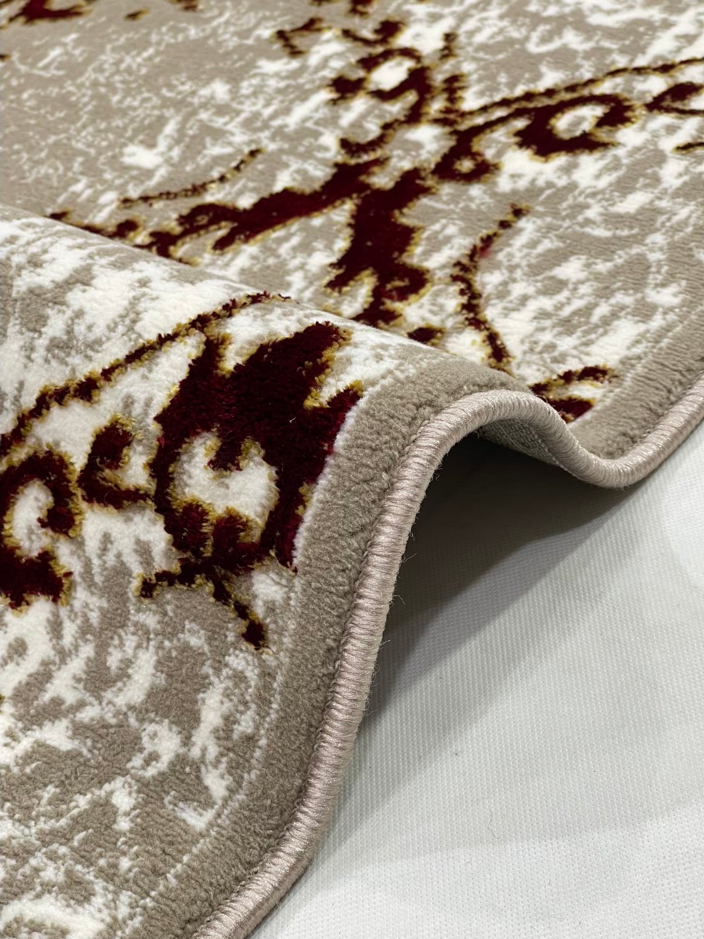 Pakistani Silk Woven Rug.(Article-1469-Light Beige , Red) Size : 5ft width x 7.3ft length (150cm x 220cm)