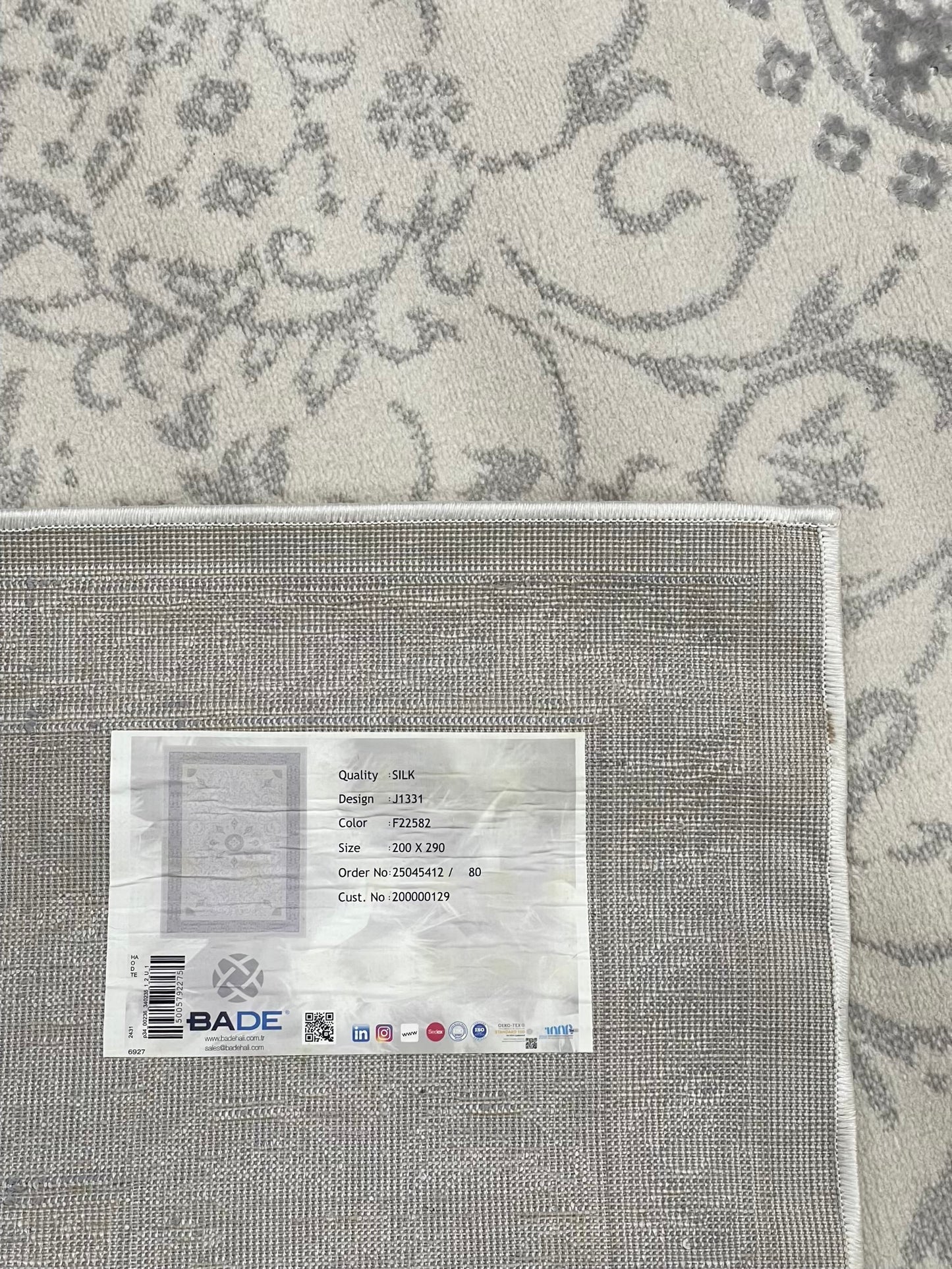 Turkish Polyester Silk.(Article-1601-Off white ) Size : 6.6 ft width x 9.6 ft length ( 200 cm x 290 cm)