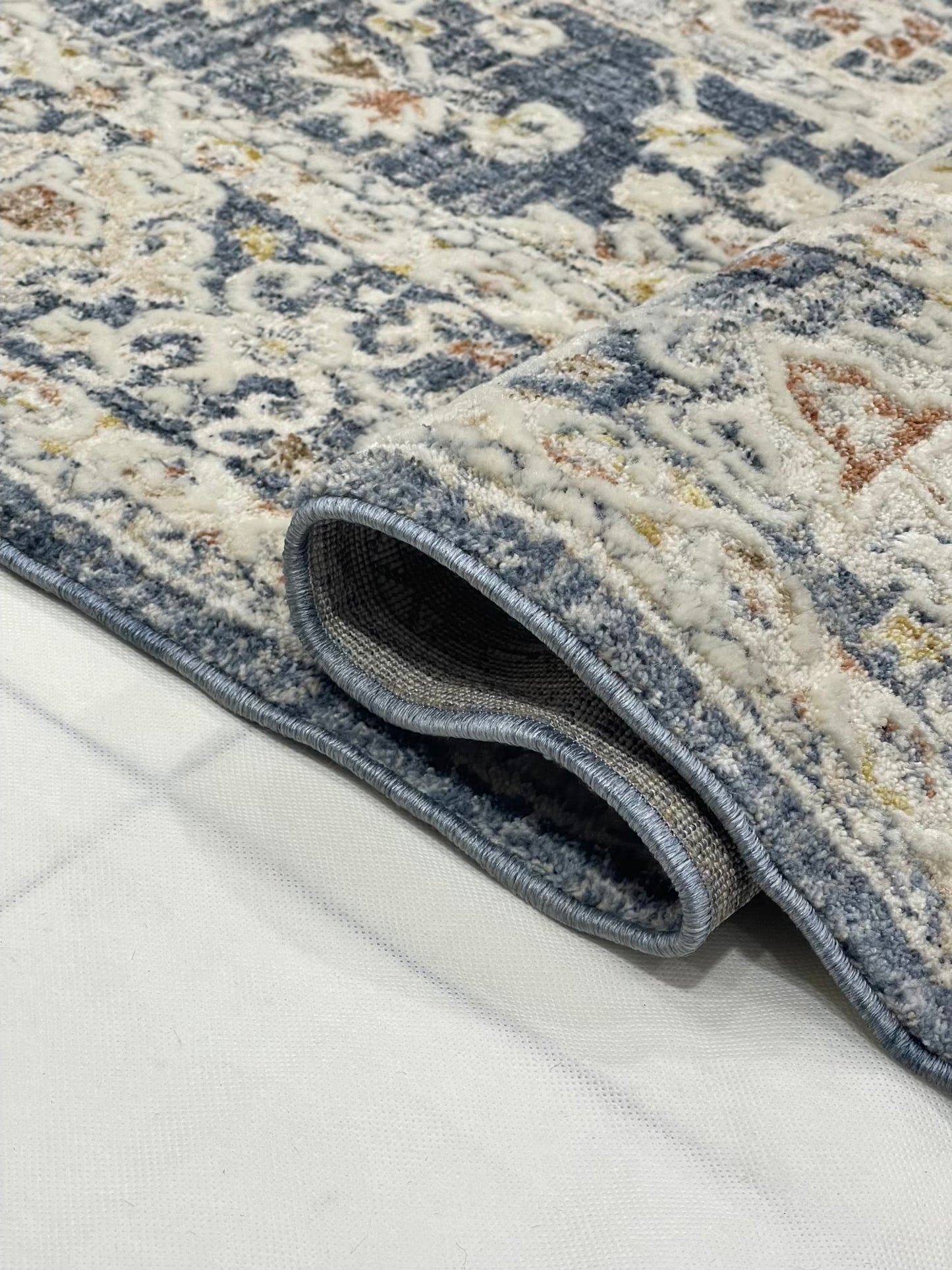 Turkish Polypropylene Silk.(Article-1678-Light Blue )
Size : 5ft width x 7.3ft length (160 cm x 225cm)