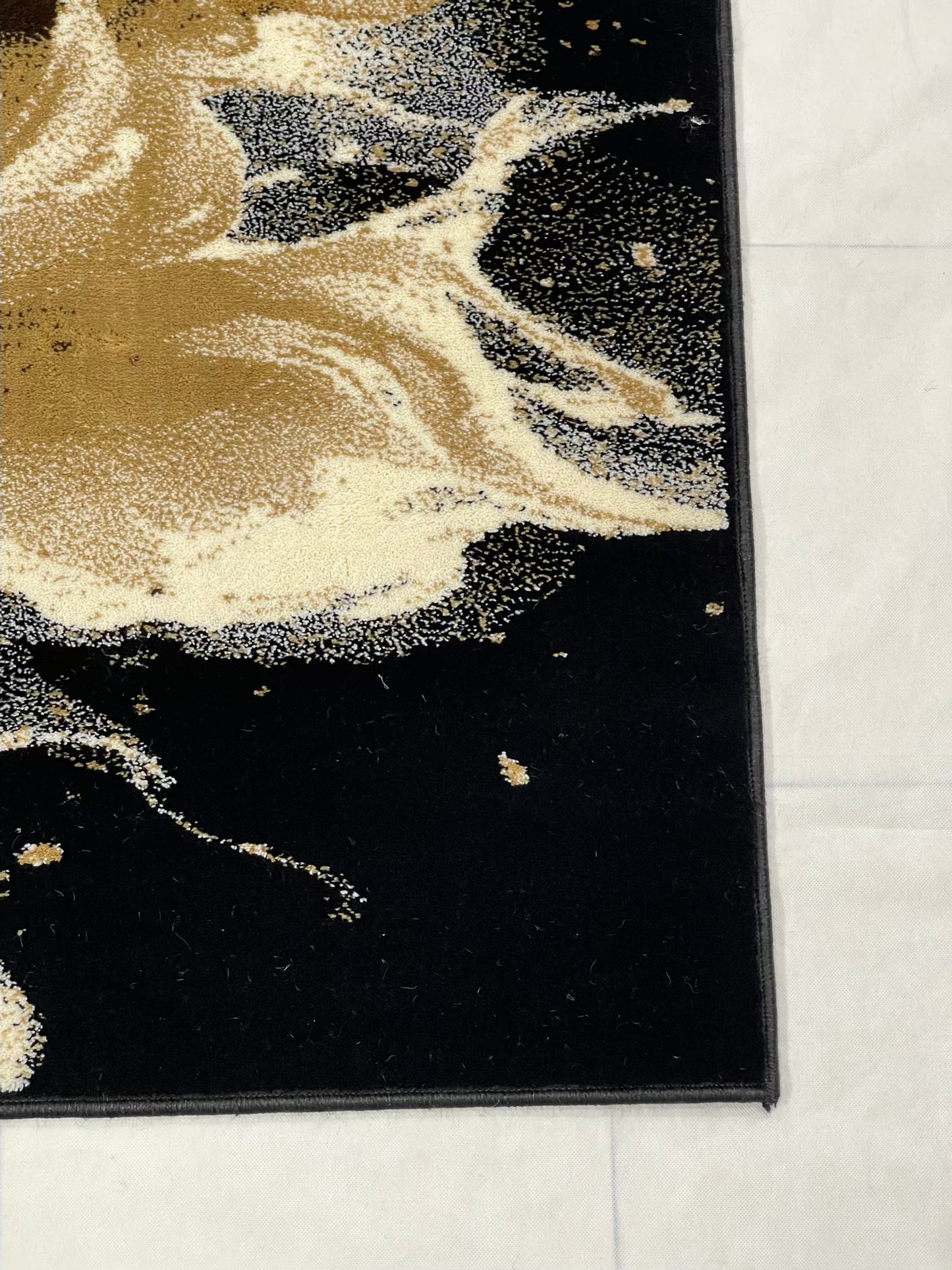 Modern polypropylene Rug,back woven(Article-1021-Black)
Size : 5ft width x 7.3ft length (150cm x 220cm)