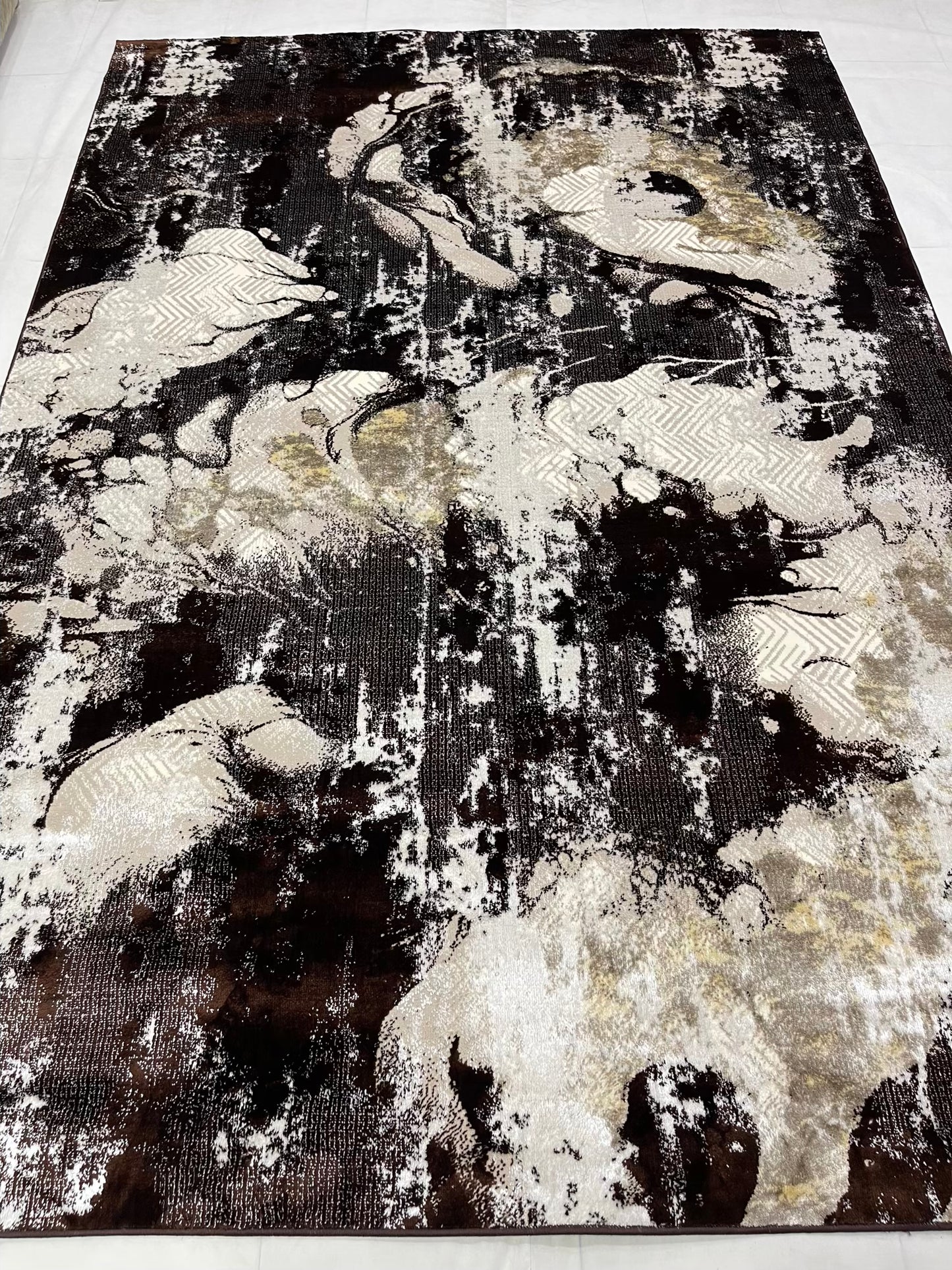Turkish Top Quality Silk.(Article-1089-Brown) Size: 6.6 ft width x 9.6 ft length (200cm x 290cm)