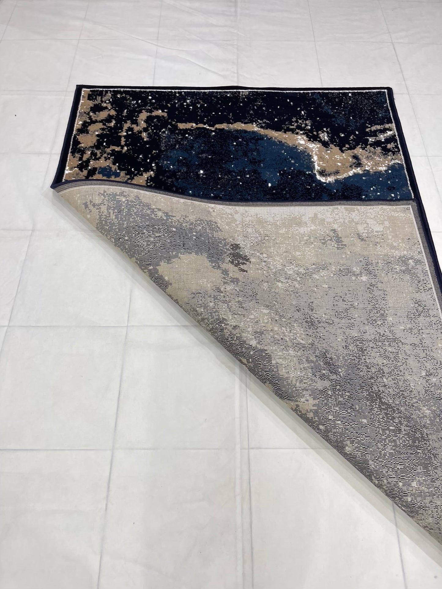Modern Polypropylene Rug,back woven(Article-339-Blue)
Size : 5 ft width x 7.3 ft length(150 cm x 220cm)