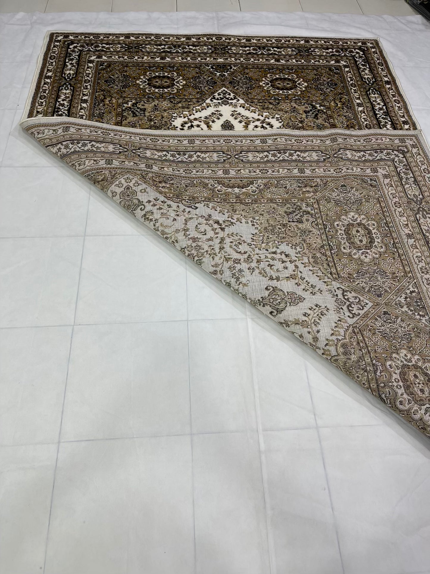Persian polypropylene Rug,back woven
(Article-23-Off white)