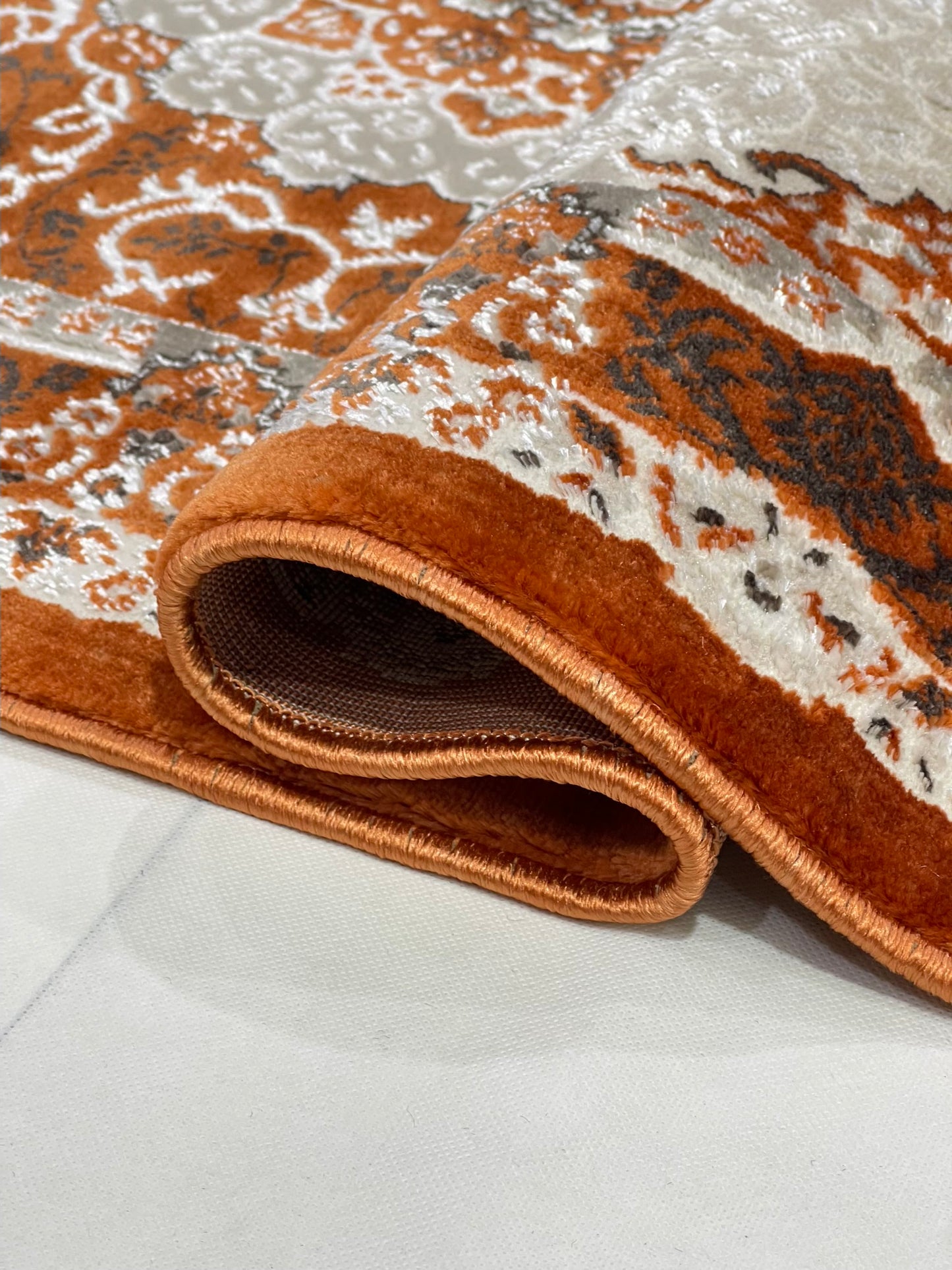 Turkish Top Quality Silk.(Article-1074-Rust) Size: 3 ft width x 5 ft length ( 100cm x 150cm)
