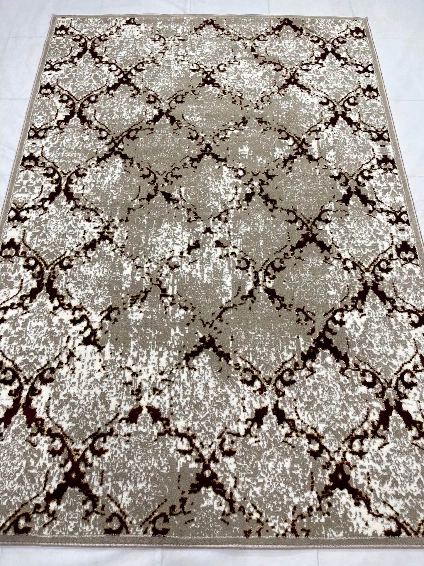Pakistani Silk Woven Rug.(Article-1469-Light Beige , Red) Size : 5ft width x 7.3ft length (150cm x 220cm)