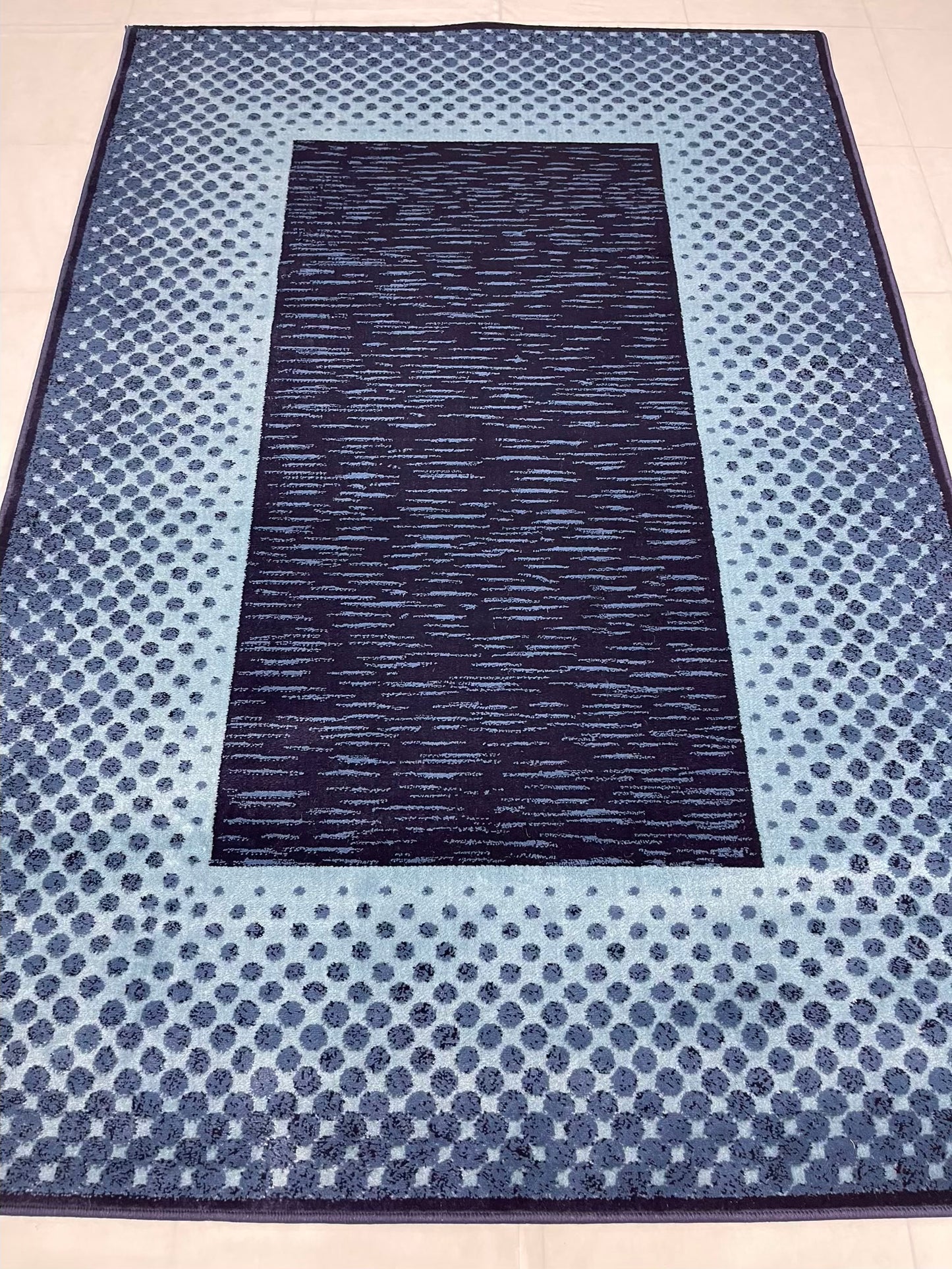 Modern polypropylene Rug,back woven(Article-1866-Black) Size : 5ft width x 7.3ft length (150cm x 220cm)