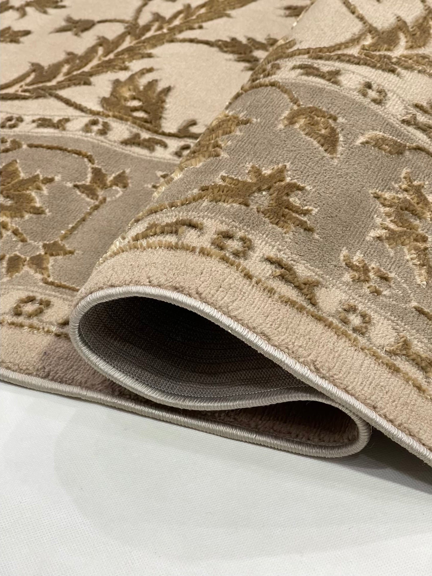 Turkish Polyester Silk.(Article-1605-Brown )
Size : 6.6 ft width x 9.6 ft length ( 200 cm x 290 cm)