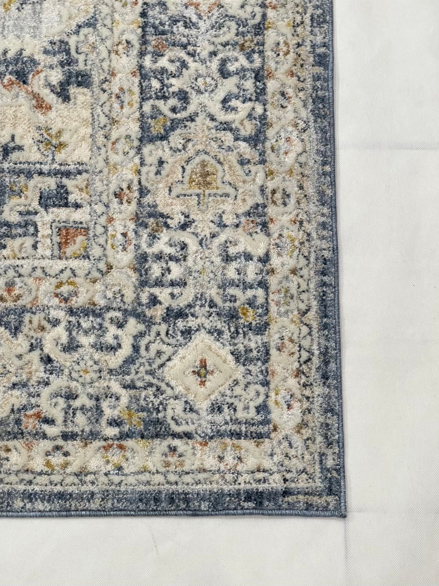 Turkish Polypropylene Silk.(Article-1678-Light Blue )
Size : 5ft width x 7.3ft length (160 cm x 225cm)
