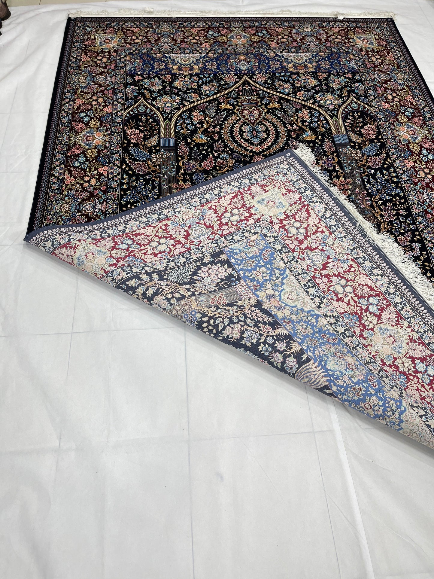 Irani Top Quality
Mixture of 12 colours
1500 Reeds Acrylic Rug With Jute Back (04)
Size : 6.6 Ft Width x 9.6 Ft Length
