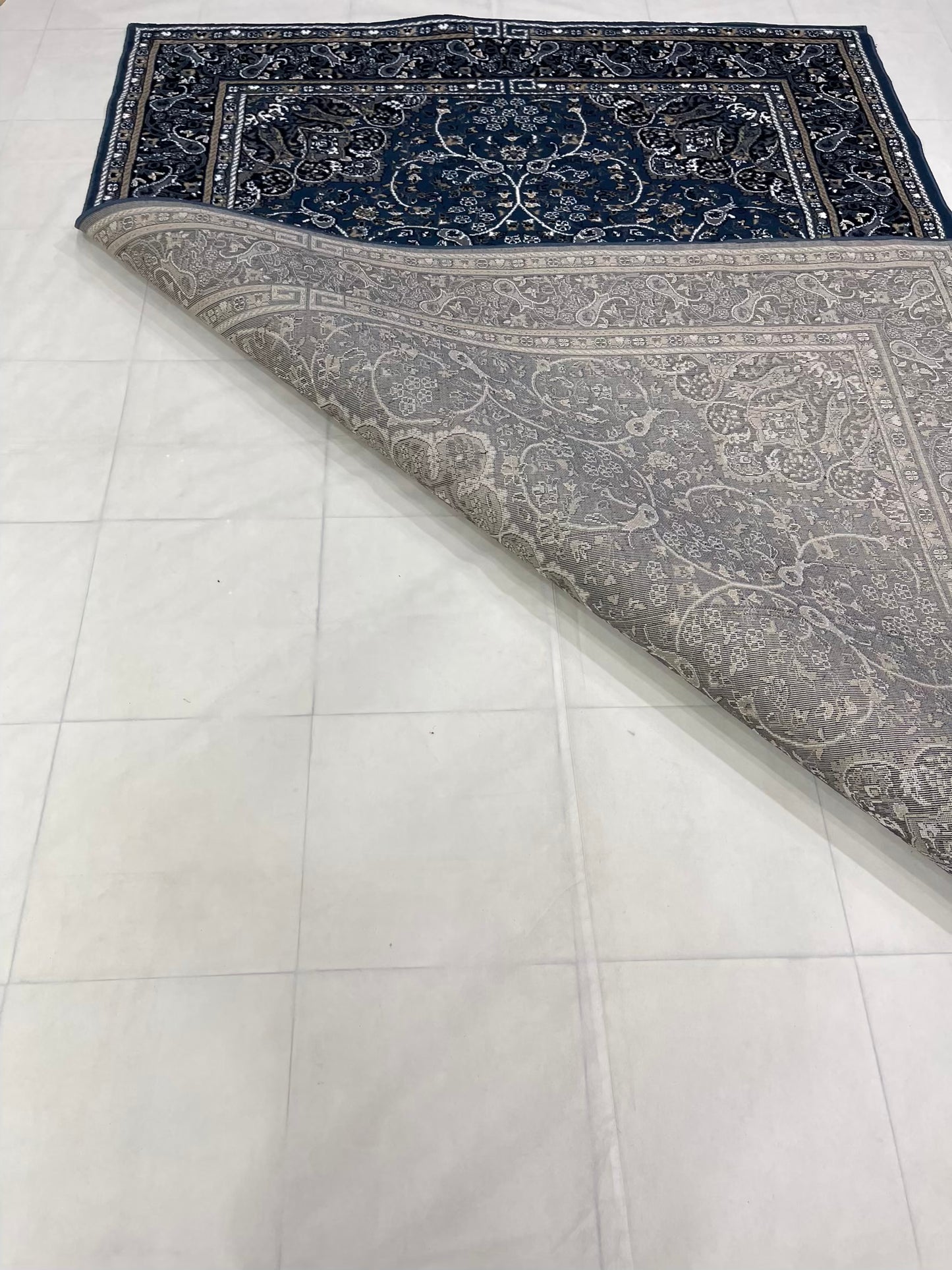 Persian Polypropylene Woven Rug.
Article-39-Blue