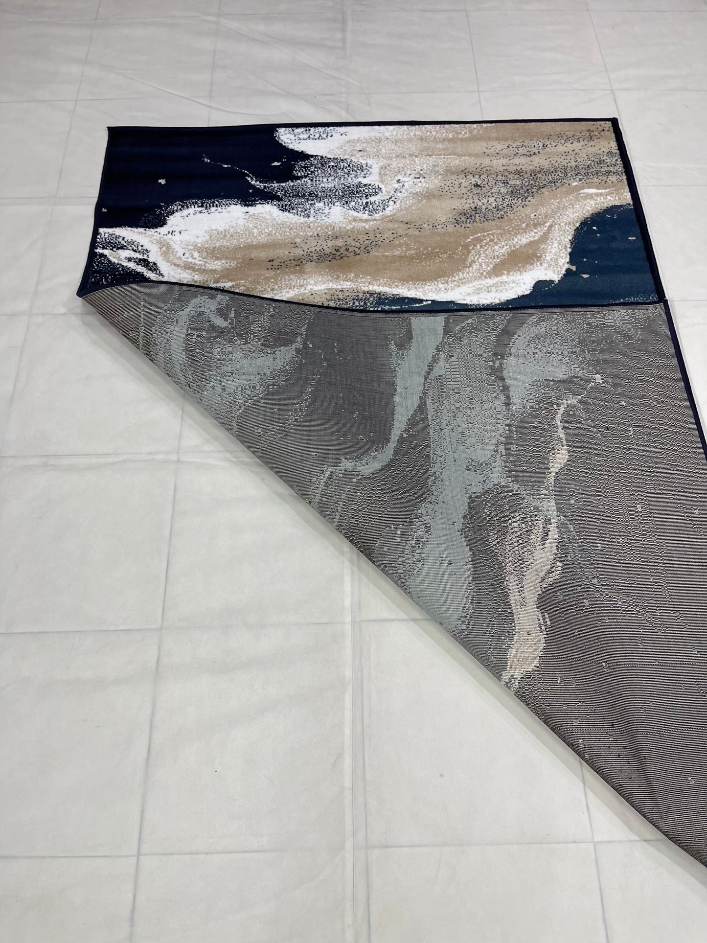 Modern polypropylene Rug,back woven(Article-2221-Blue)
Size : 5ft width x 7.3ft length (150cm x 220cm)