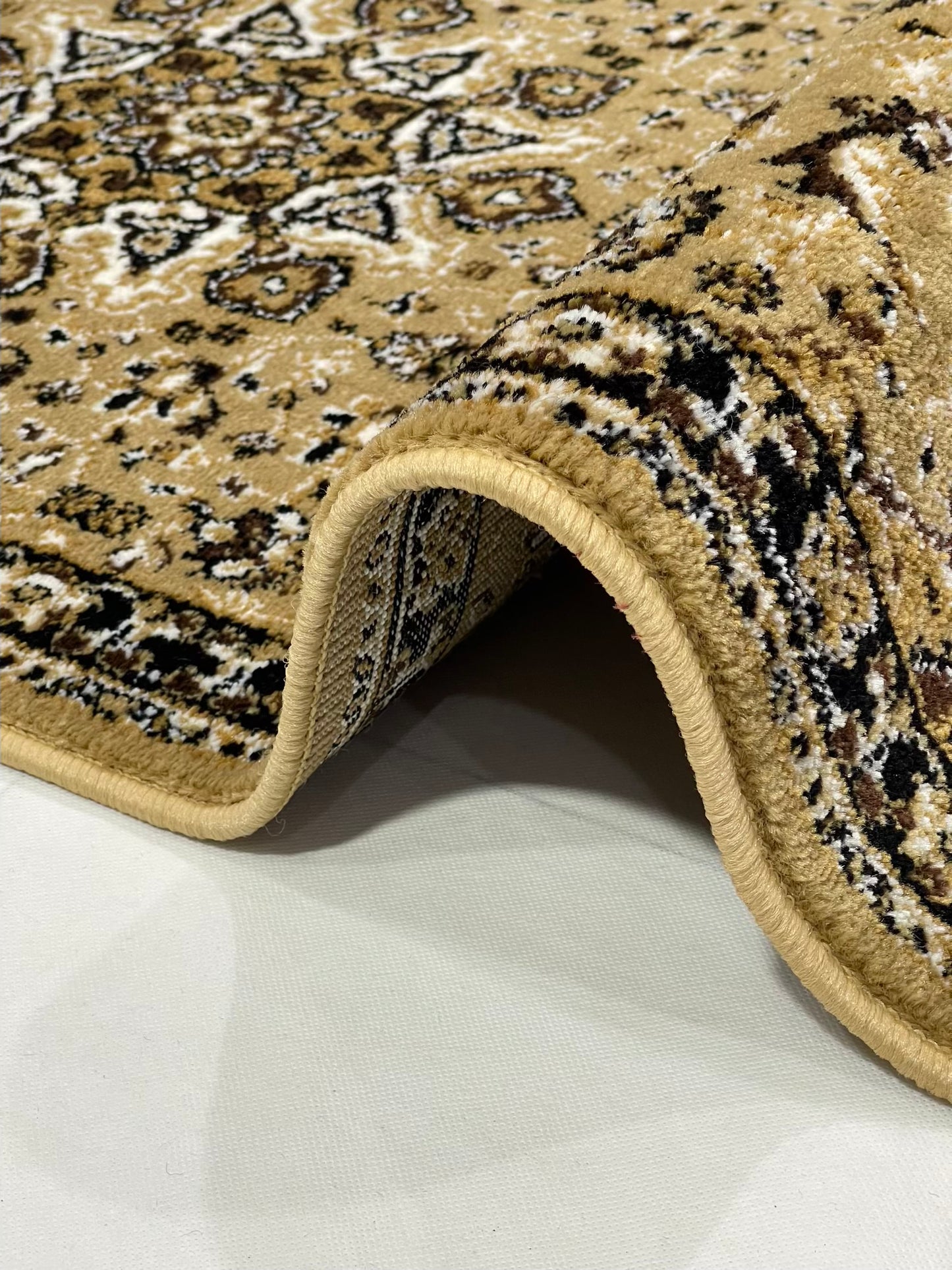Beige Persian Polypropylene Woven Runner.
Size : 2.6 ft width x 6.6 ft length
