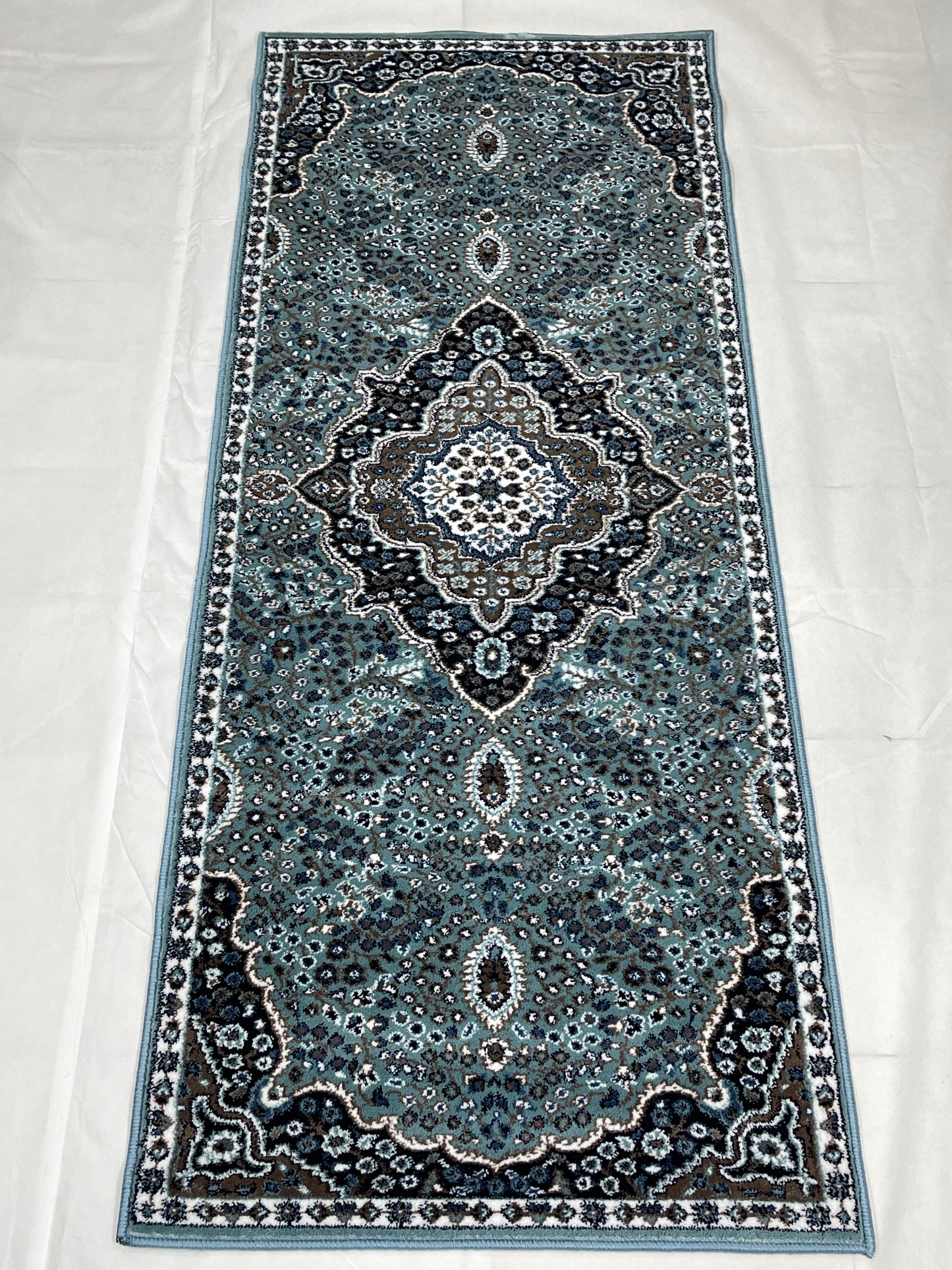 Feroze Persian Polypropylene Woven Rug. Size : 2.6 ft width x 6.6 ft length (80 cm x 200cm)