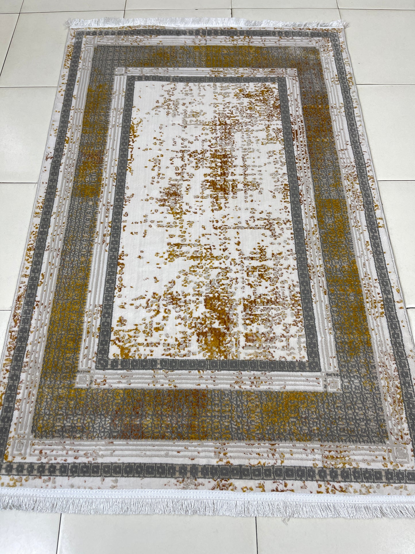 Irani viscose Rug , Woven Back
Article-316-Off white
Size : 3 ft width x 5 ft length (100 cm x 150cm)