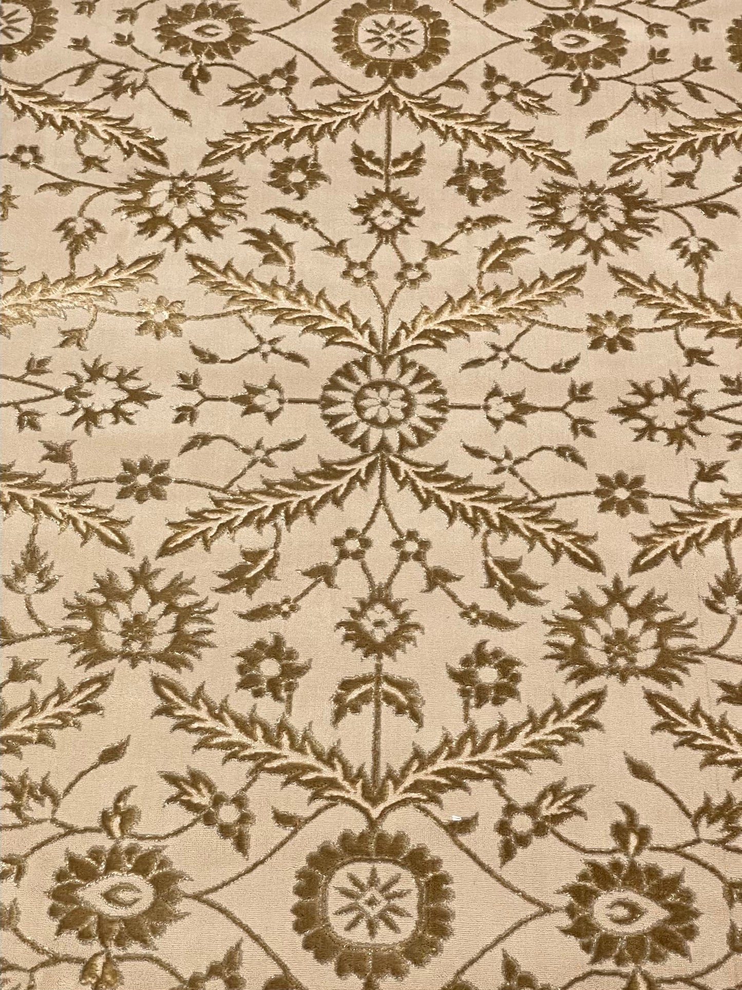 Turkish Polyester Silk.(Article-1605-Brown )
Size : 6.6 ft width x 9.6 ft length ( 200 cm x 290 cm)