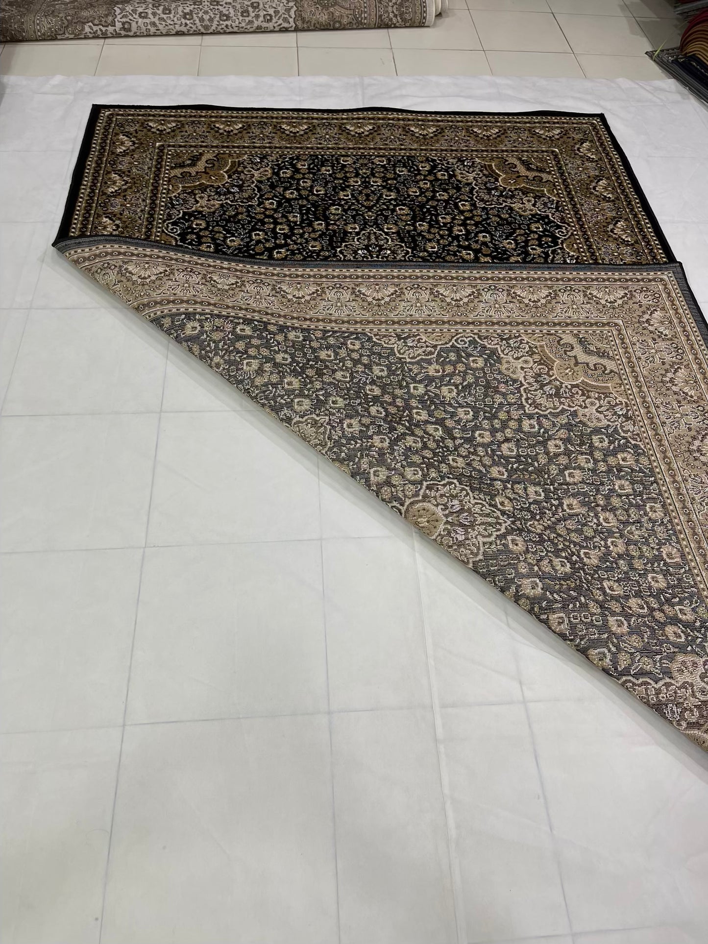 Persian polypropylene Rug,back woven(Article-04-Black)
Size : 6.6 ft width x 9.6 ft length (200 cm x 290cm)