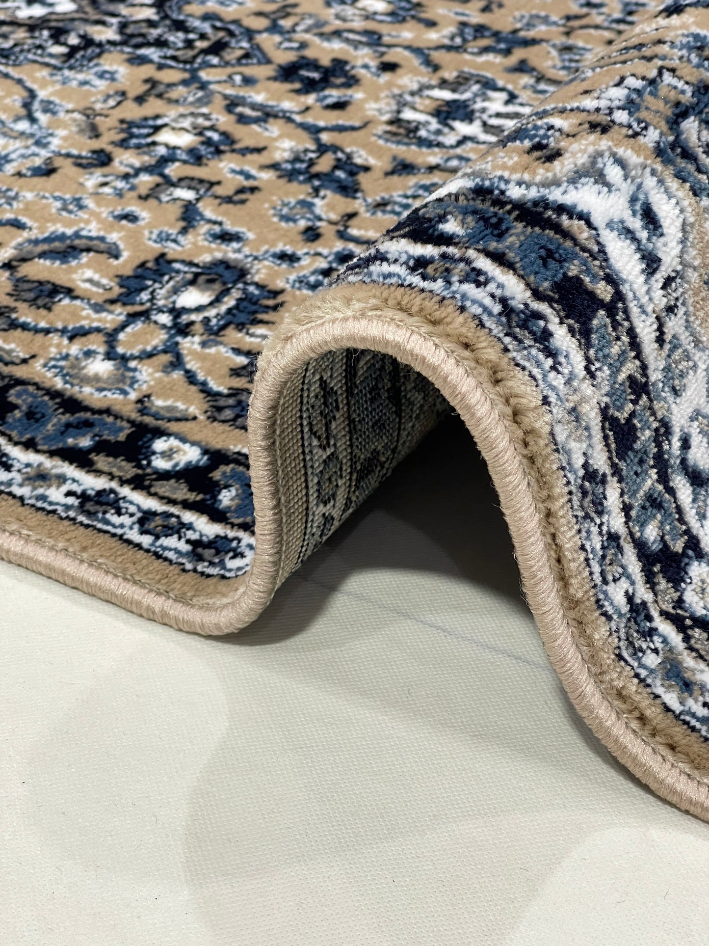 Mink Persian Polypropylene Woven Runner. Size : 2.6 ft width x 6.6 ft length