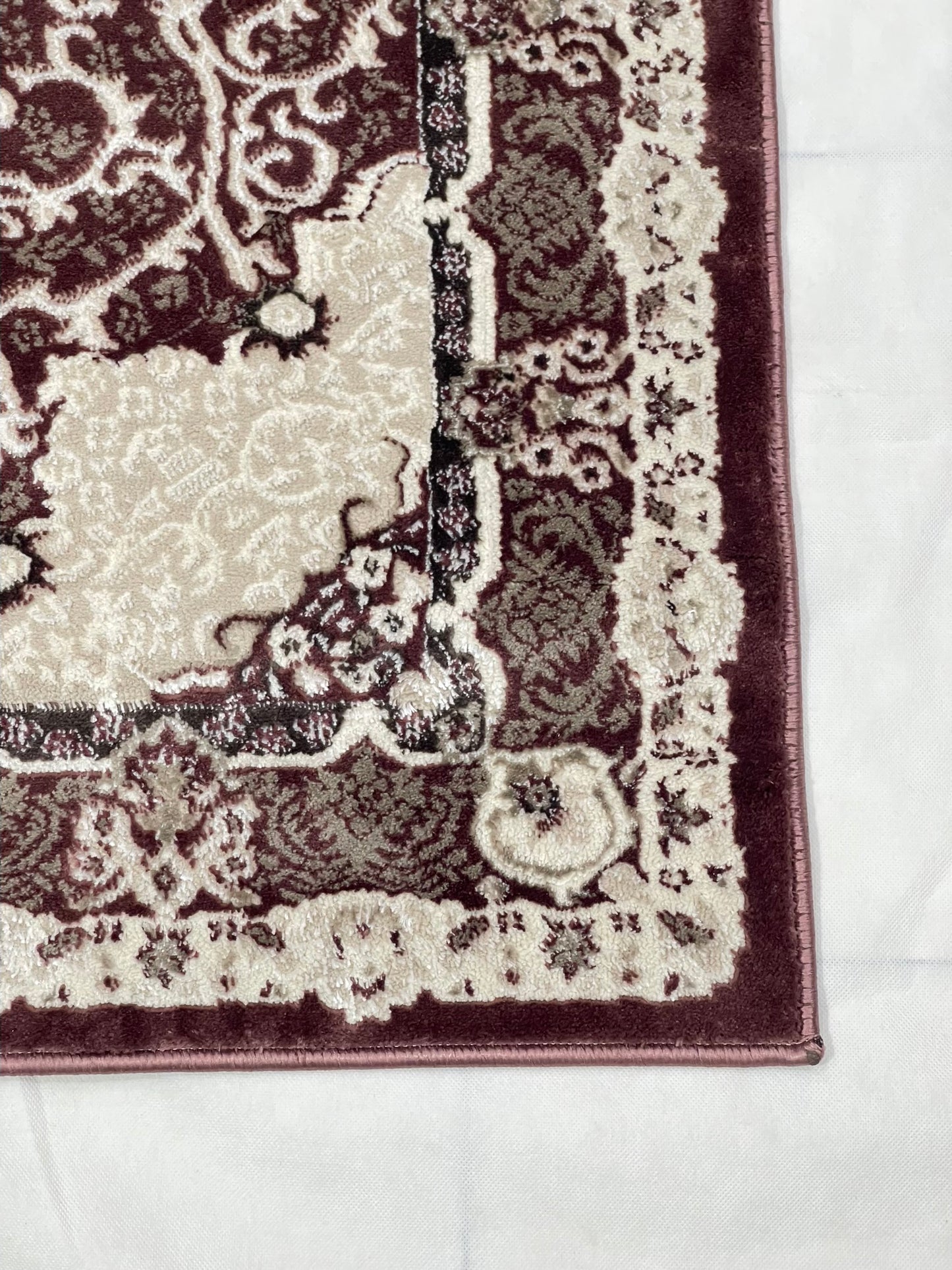 Turkish Top Quality Silk.(Article-1075-Peach) Size: 3 ft width x 5 ft length ( 100cm x 150cm)