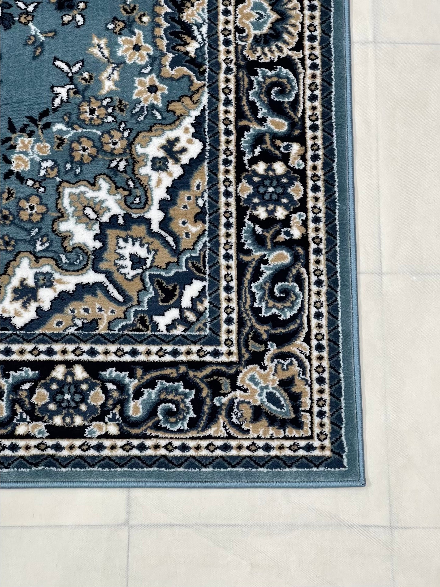 Persian polypropylene Rug,back woven(Article-29-New Feroze)
Size : 5ft width x 7.3ft length (150cm x 220cm)