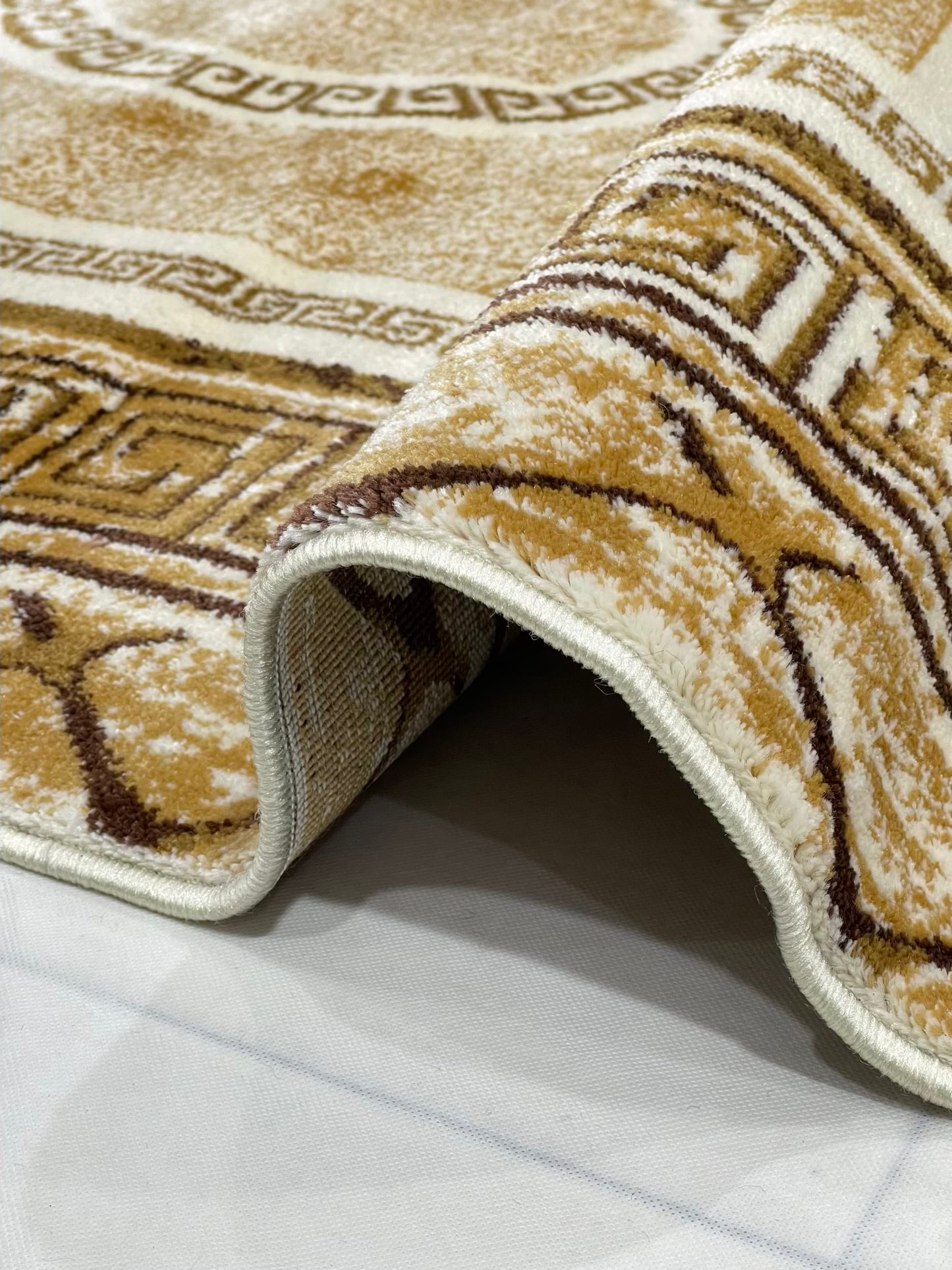 Versace polypropylene Rug,back woven(Article-76-Off white )