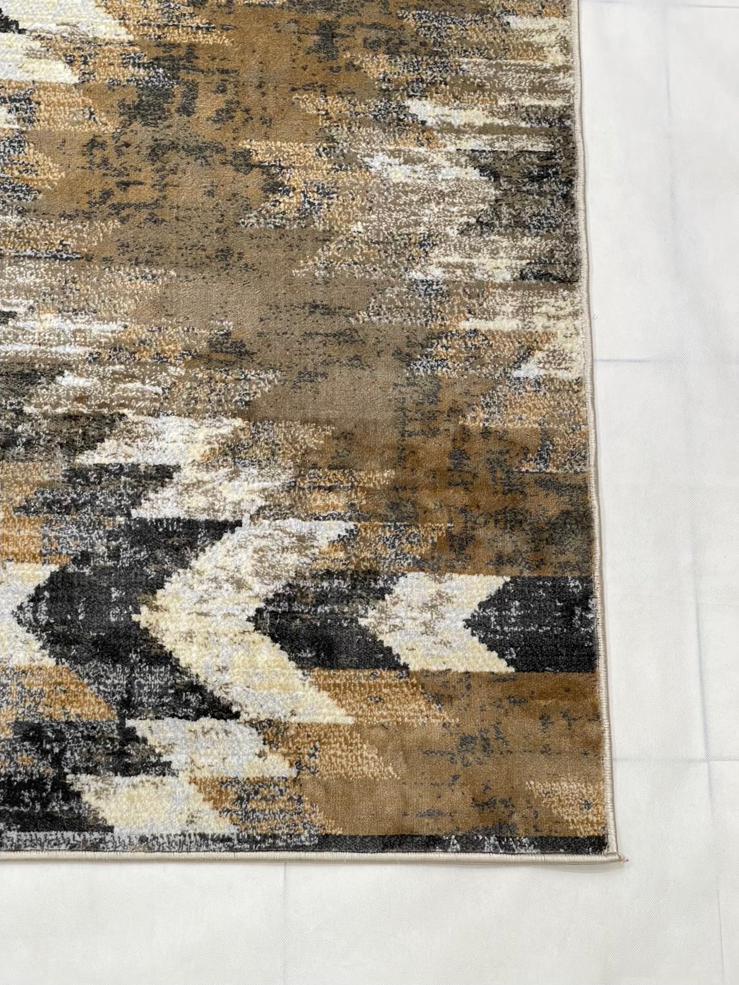 Modern Turkish Silk , Woven Back (Article-1304-Beige, Grey) Size : 5 ft width x 7.3 ft length