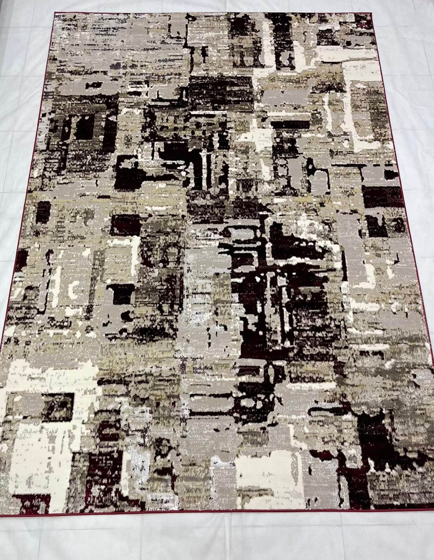 Turkish Top Quality Silk.(Article-1080-Red ) Size: 6.6 ft width x 9.6 ft length (200cm x 290cm)