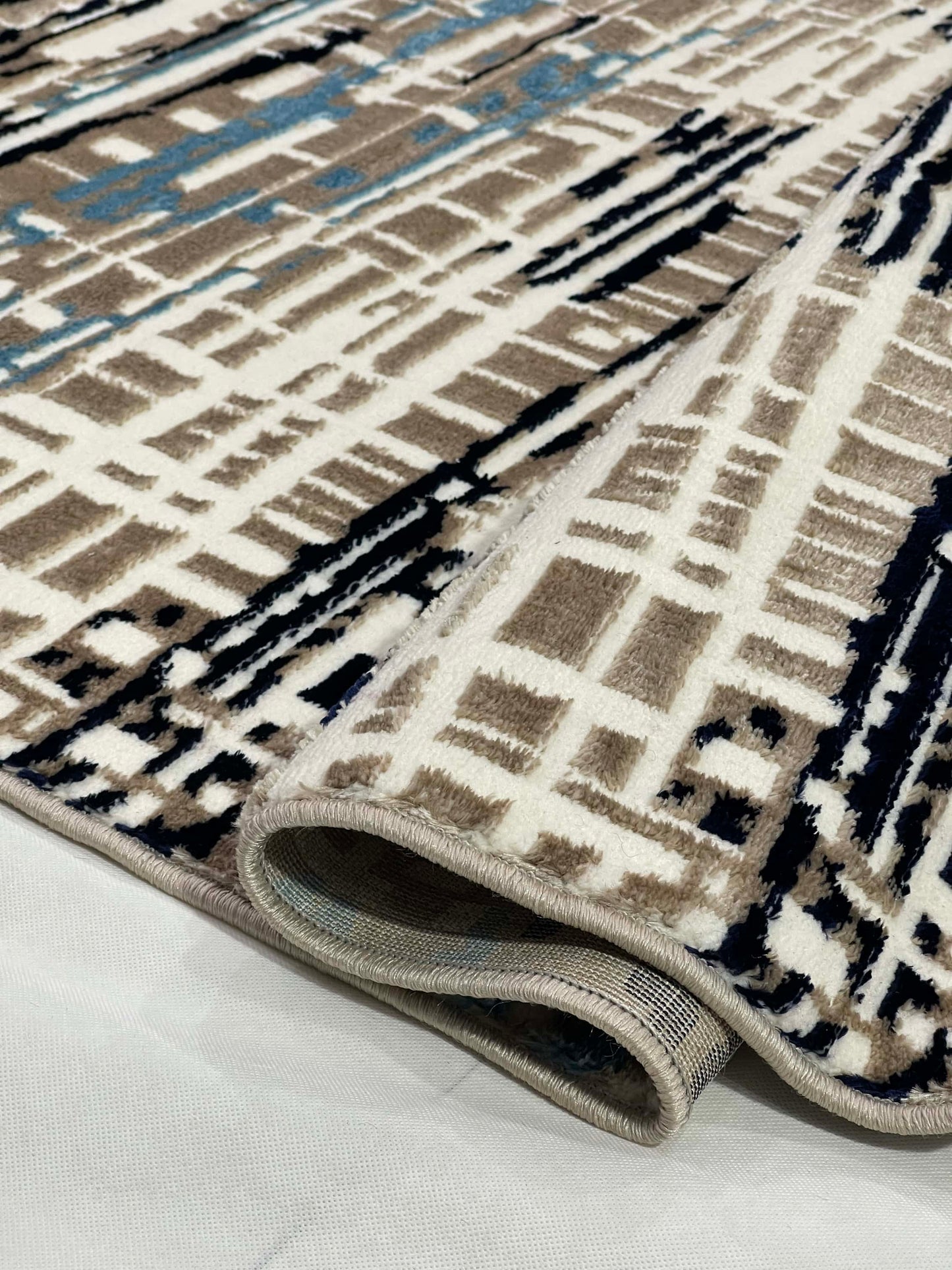 Polyester Silk.(Article-1606-Mink )
Size : 6.6 ft width x 9.6 ft length ( 200 cm x 290 cm)