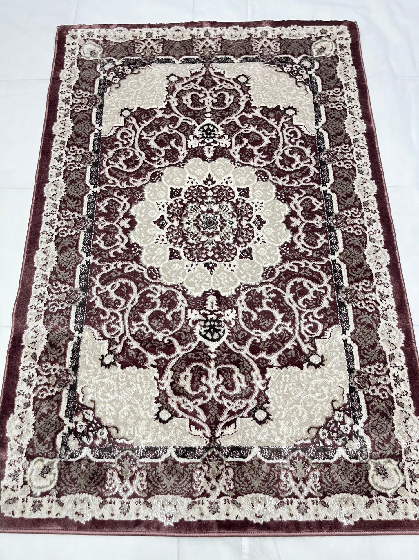 Turkish Top Quality Silk.(Article-1075-Peach) Size: 3 ft width x 5 ft length ( 100cm x 150cm)