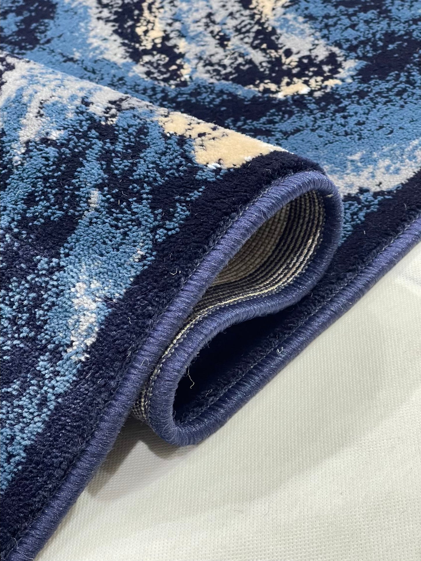 Modern polypropylene Rug,back woven(Article-6752-Blue ) Size : 5ft width  x 7.3ft length (150cm x 220cm)