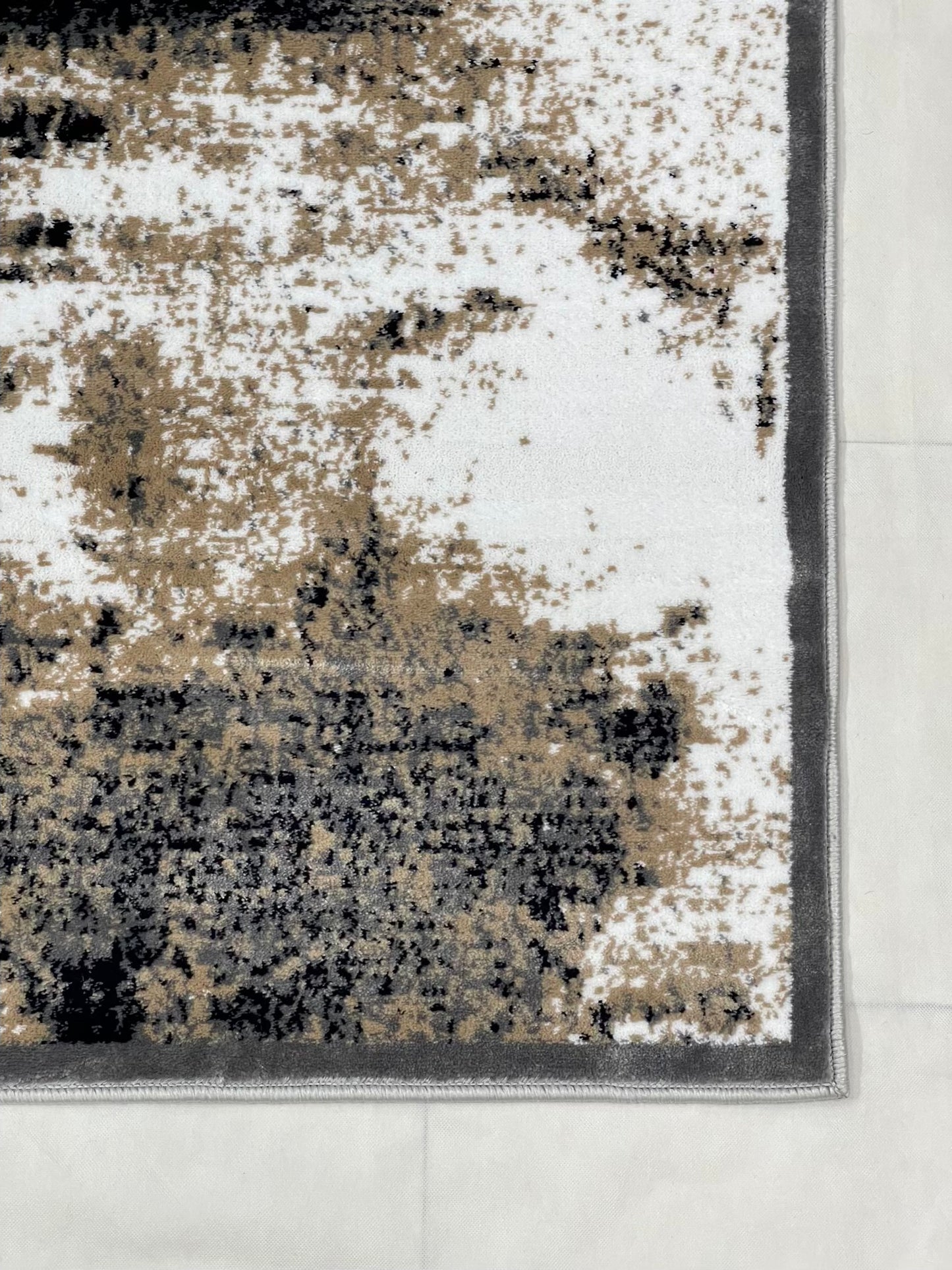 Modern Polypropylene Rug,back woven(Article-1654-Grey)
Size : 5ft width x 7.3ft length (150cm x 220cm)
