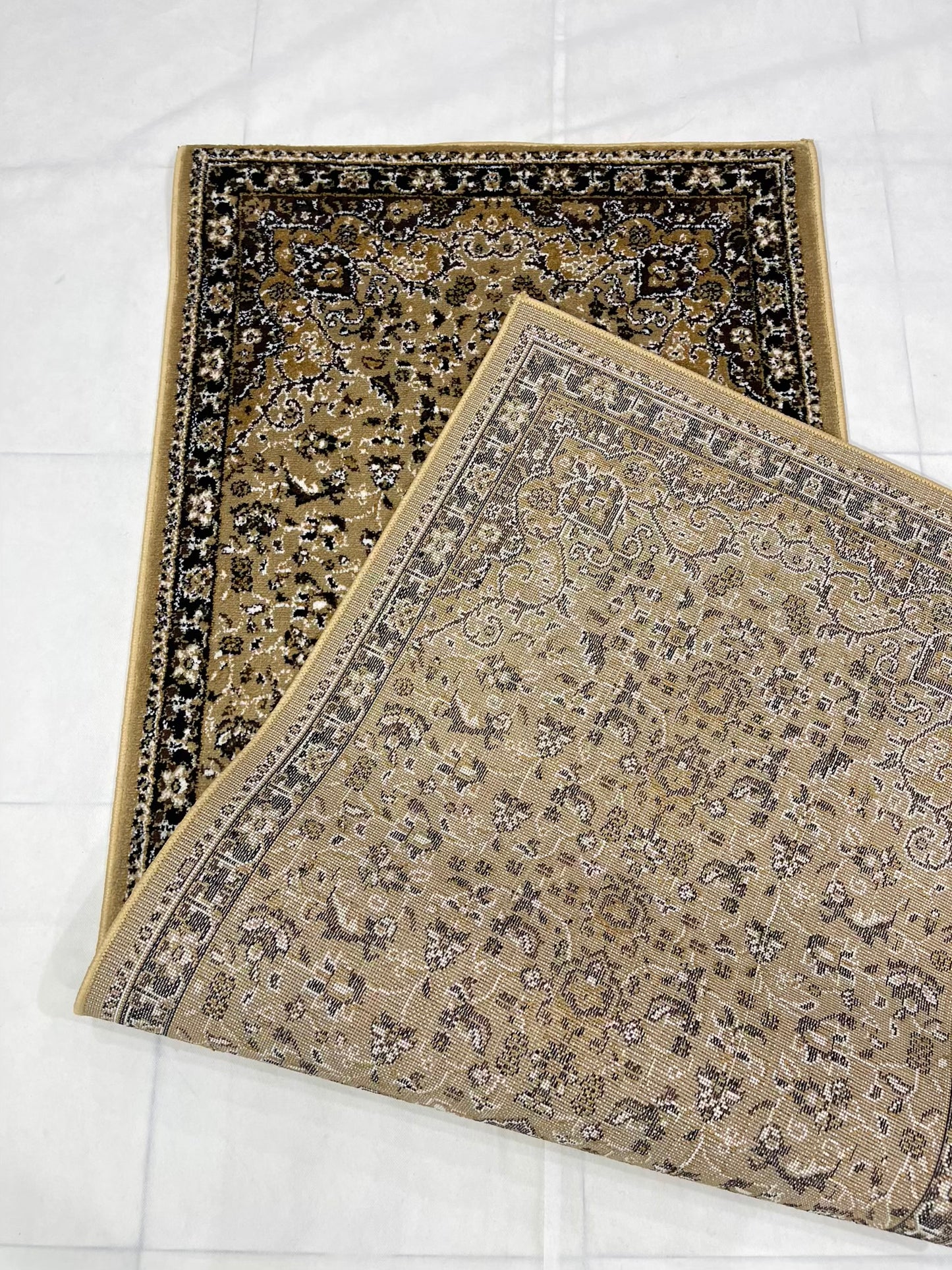 Beige Persian Polypropylene Woven Runner.
Size : 2.6 ft width x 6.6 ft length