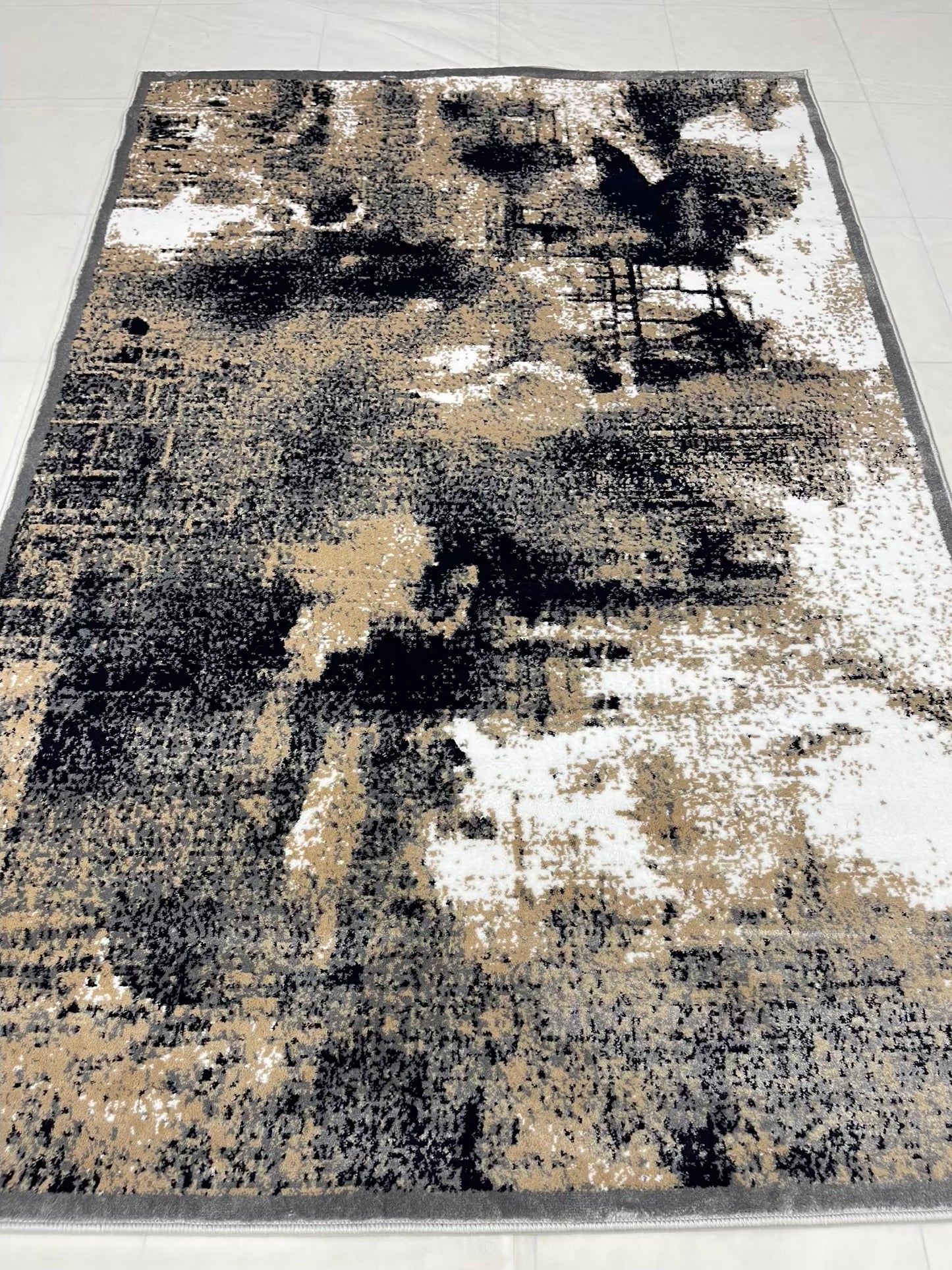 Modern Polypropylene Rug,back woven(Article-1654-Grey)
Size : 5ft width x 7.3ft length (150cm x 220cm)