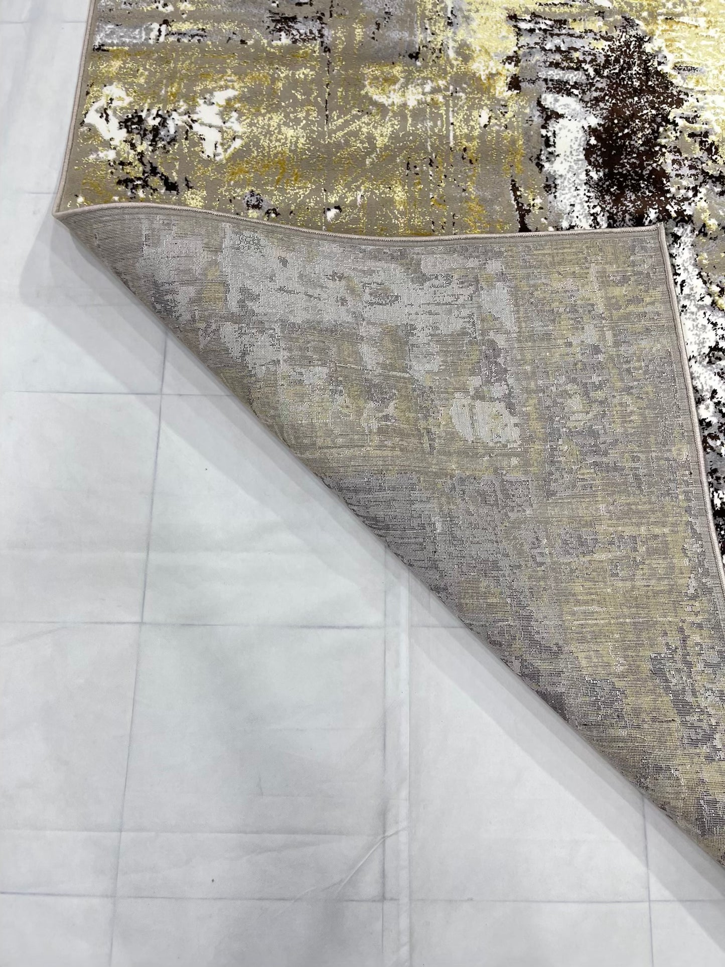 Pakistani Silk Woven Rug.(Article-1466-Light Beige , Gold ) Size : 5ft width  x 7.3ft length (150cm x 220cm)