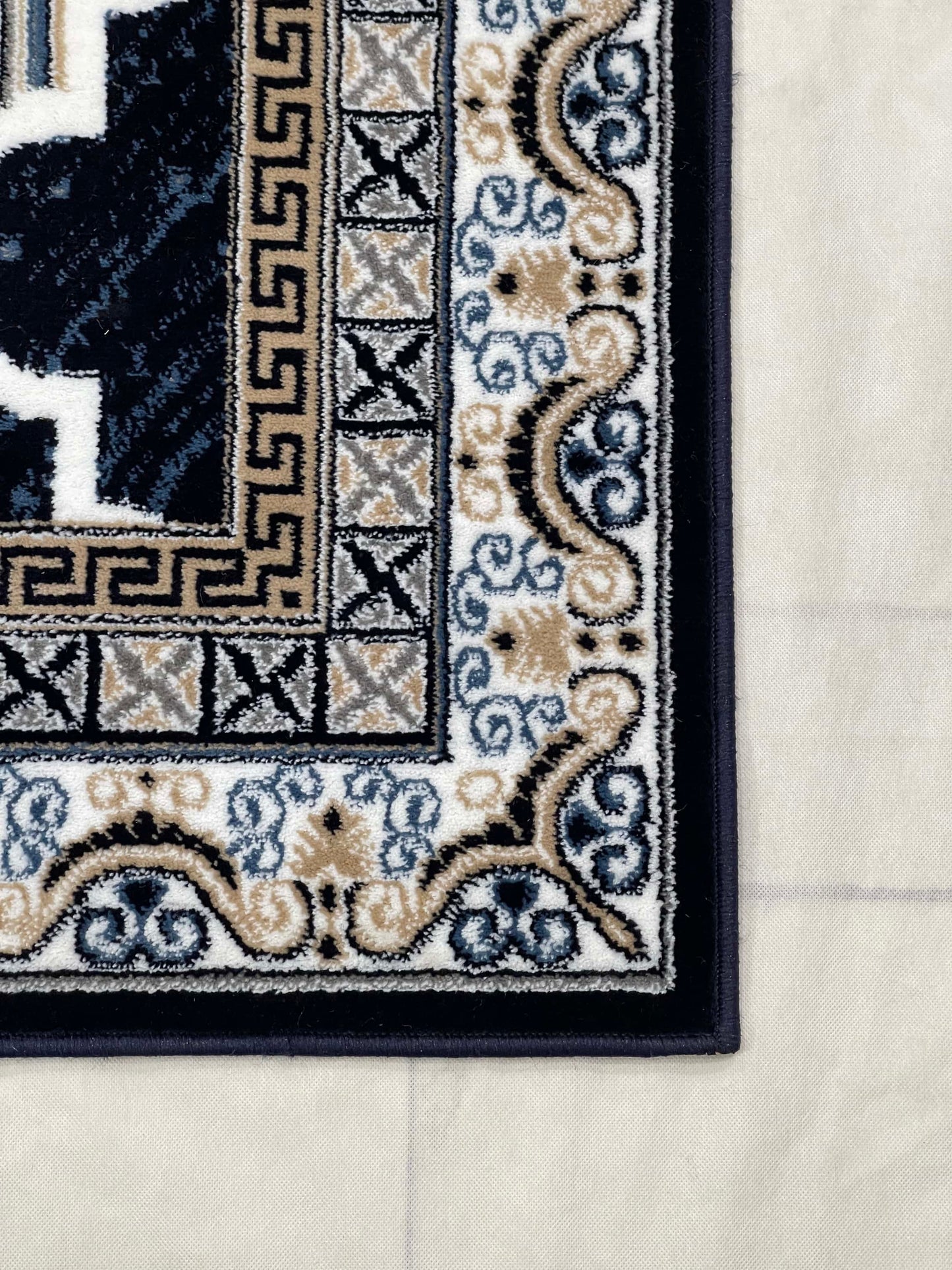 Modern polypropylene Rug,back woven(Article-5001-Blue)
Size : 6.6 ft width x 9.6 ft length (200cm x 290cm)