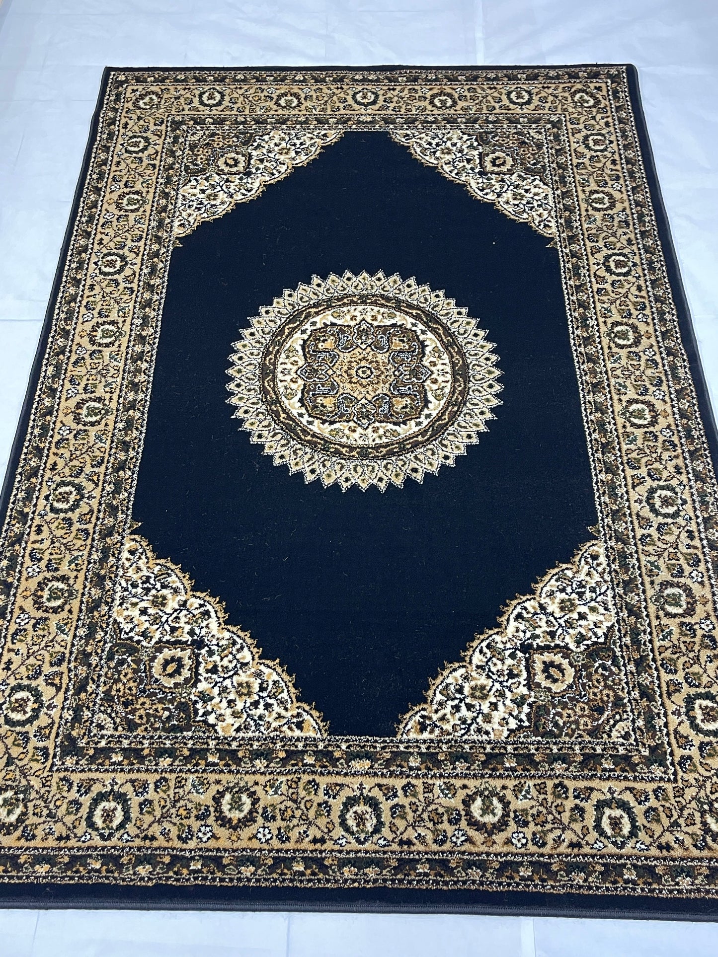 Persian Polypropylene Rug,back woven(Article-31-Black)
Size : 5ft width x 7.3ft length (150cm x 220cm)
