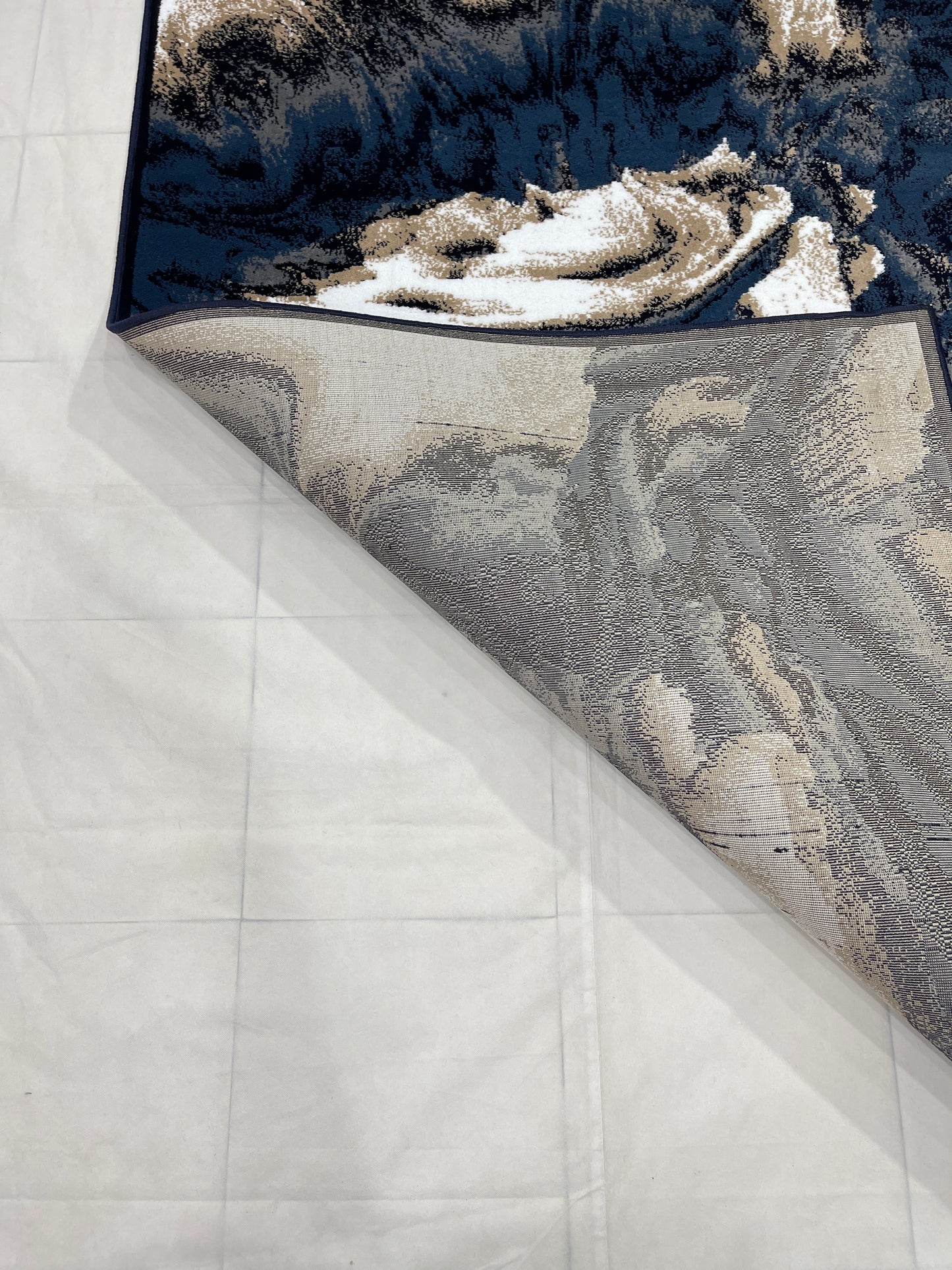 Modern polypropylene Rug,back woven(Article-6752-Blue ) Size : 5ft width  x 7.3ft length (150cm x 220cm)