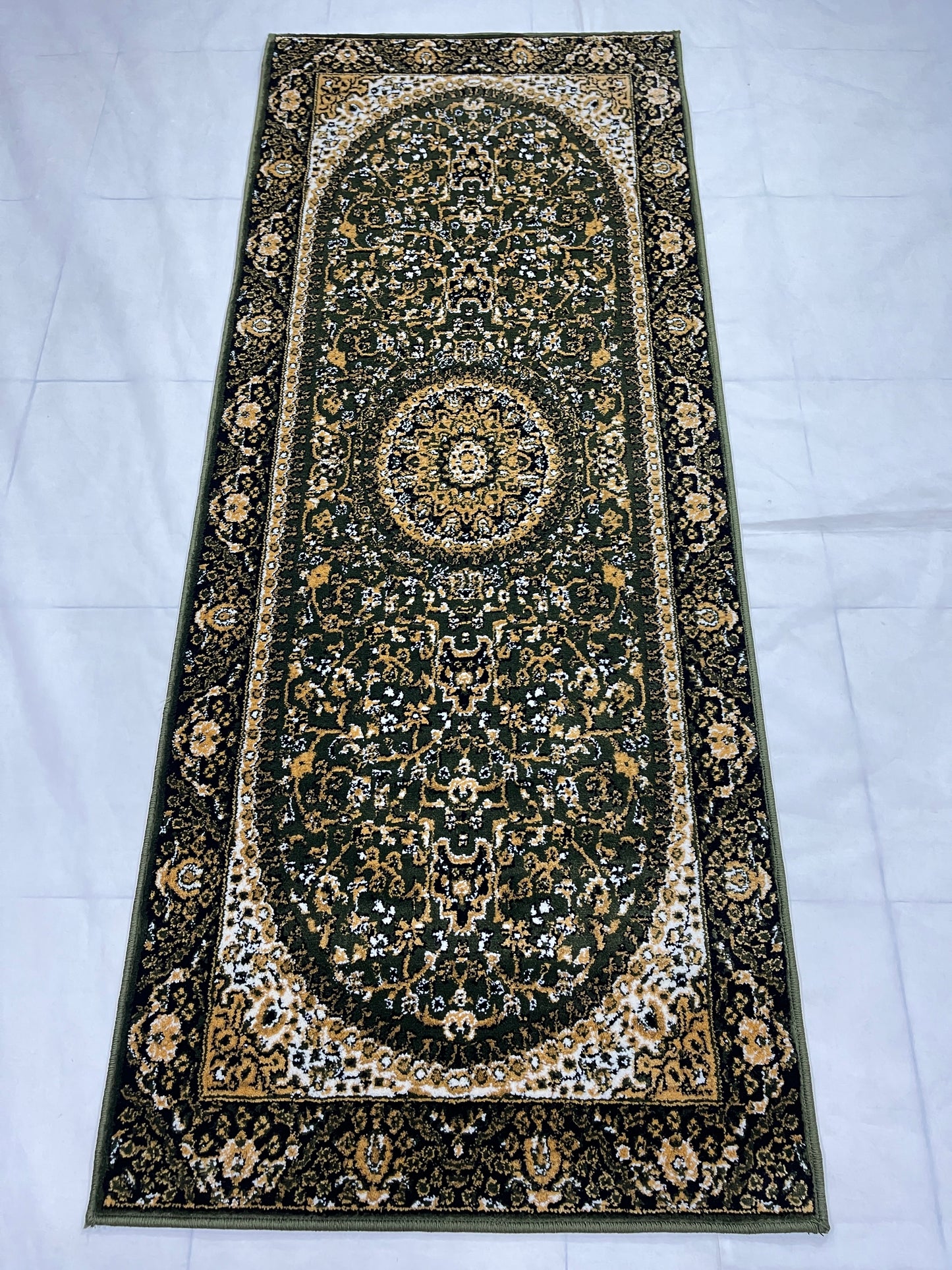 Green Persian Polypropylene Woven Runner.
Size : 2.6 ft width x 6.6 ft length
(80 cm x 200cm)