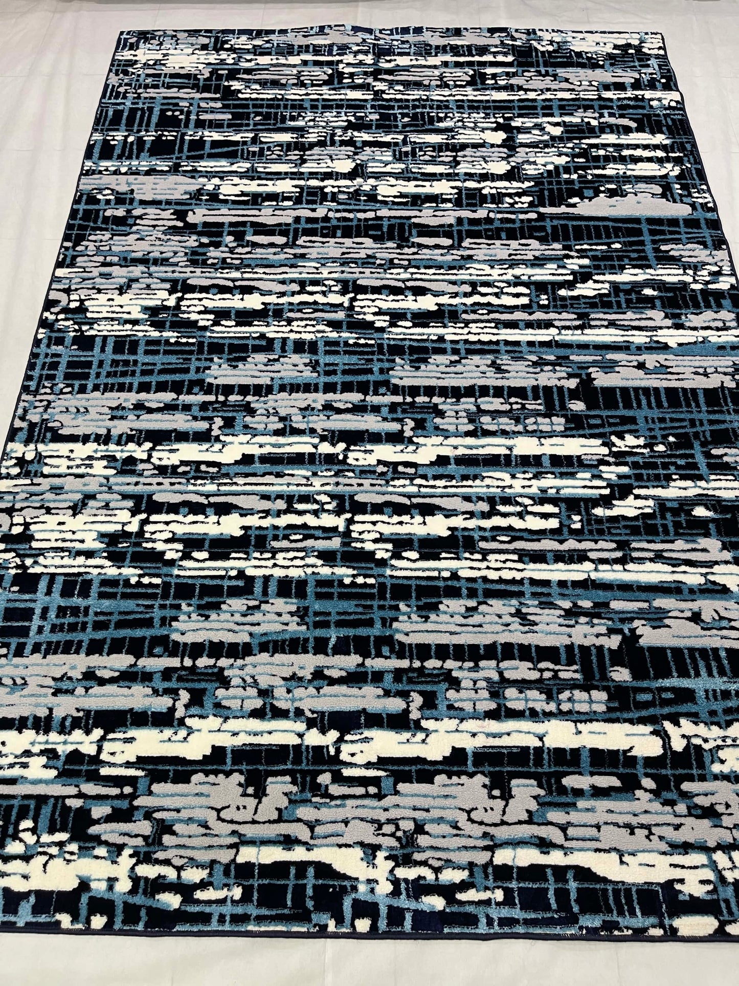 Polyester Silk.(Article-1603-Blue , offwhite)
Size : 6.6 ft width x 9.6 ft length ( 200 cm x 290 cm)