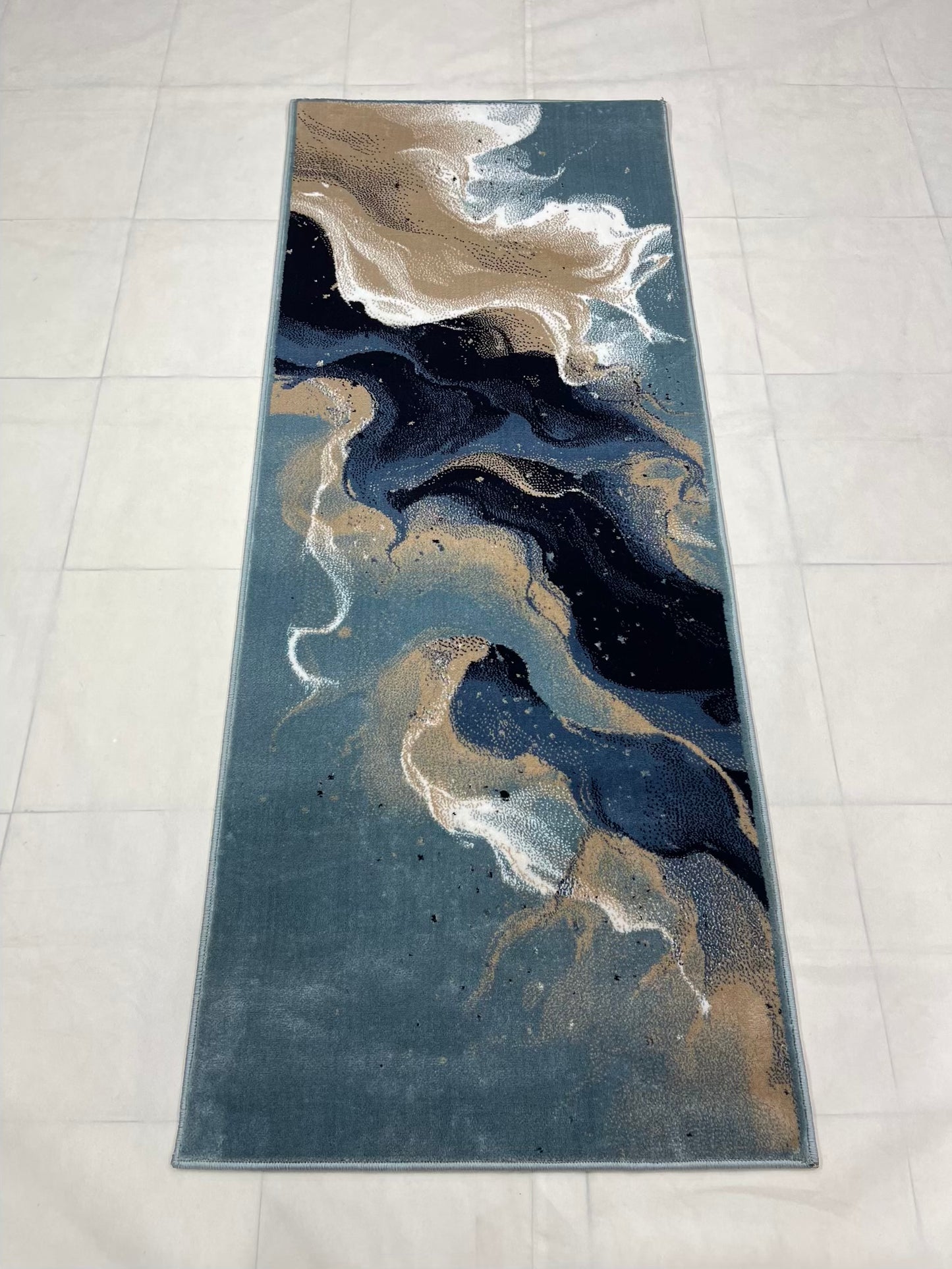 Feroze Modern Polypropylene Woven Runner.
Size : 2.6 ft width x 6.6 ft length
(80 cm x 200 cm)