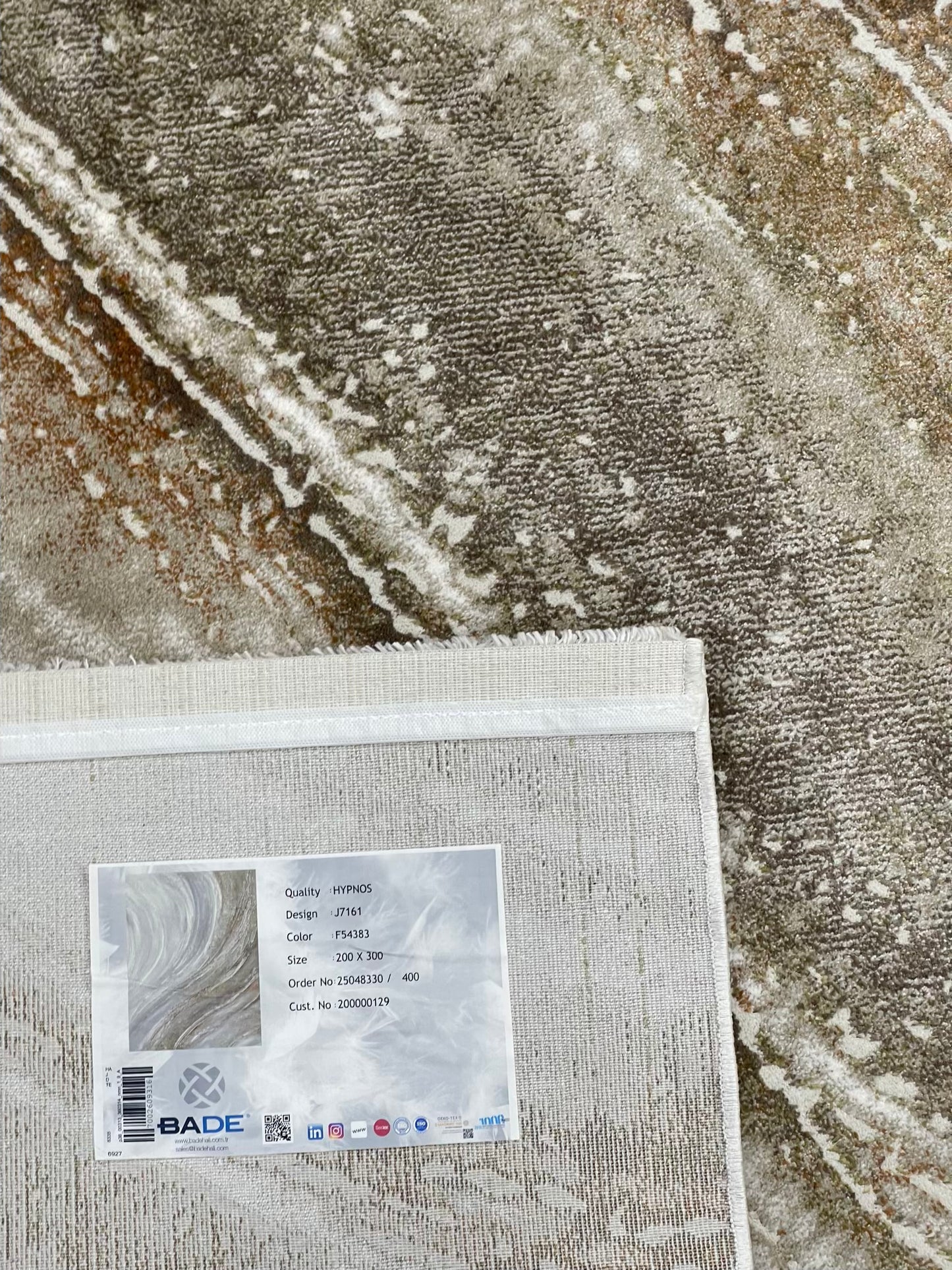 Turkish Top Quality Silk.(Article-1089-Cream ) Size: 6.6 ft width x 9.6 ft length (200cm x 290cm)