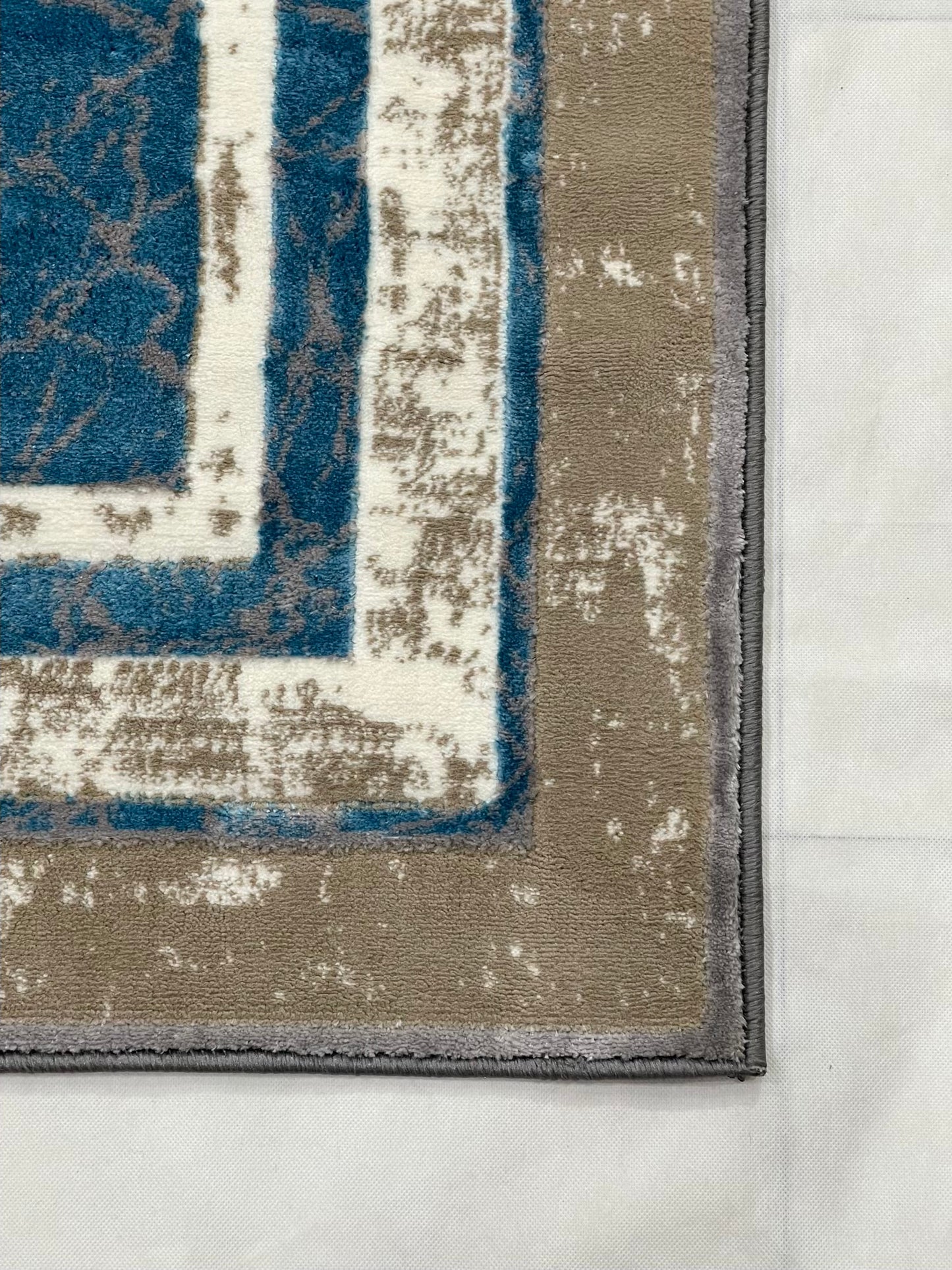 Pakistani Silk Woven Rug.(Article-1463-Grey , Feroze) Size : 5ft width x 7.3ft length (150cm x 220cm)