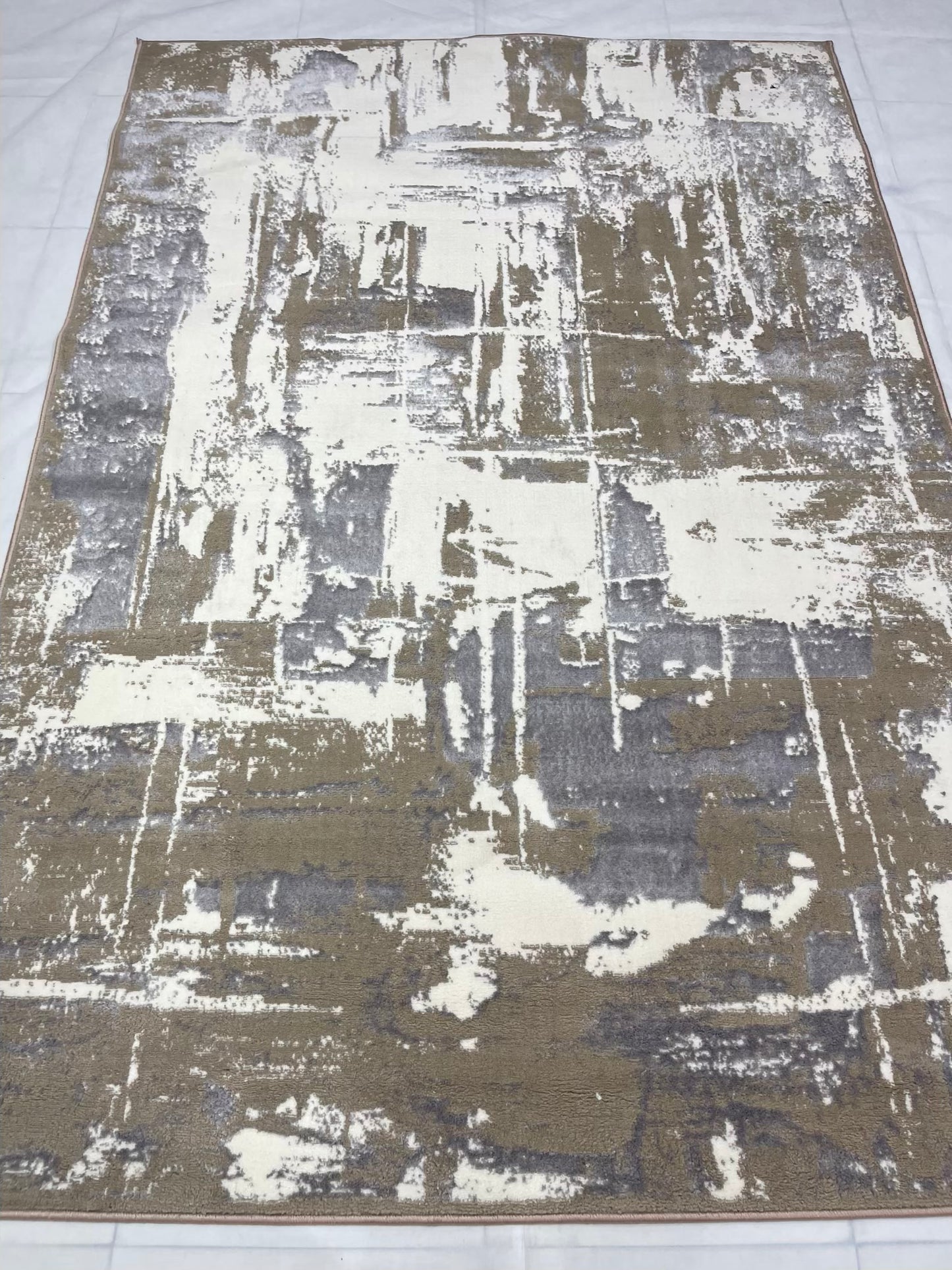 Pakistani Silk Woven Rug.(Article-1450-Light Beige)
Size : 5ft width x 7.3ft length (150cm x 220cm)