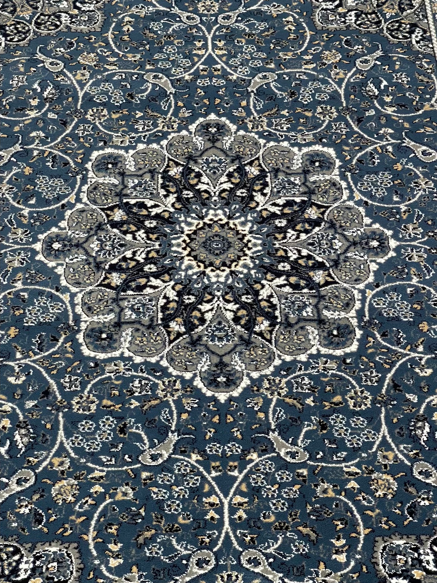 Persian Polypropylene Woven Rug.
Article-39-Blue