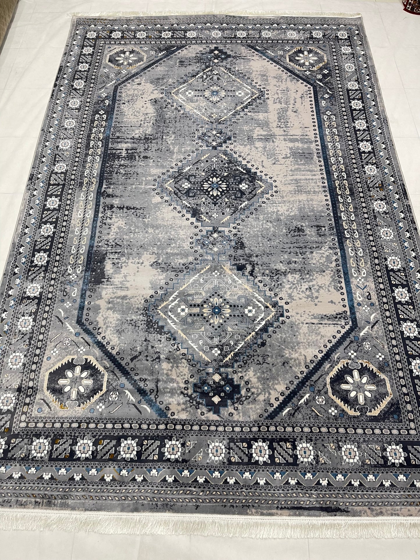 Persian Thick Woven Rug. Article -2086-Grey Size: 6.6 ft width x 9.6 ft length (200cm x 290cm)