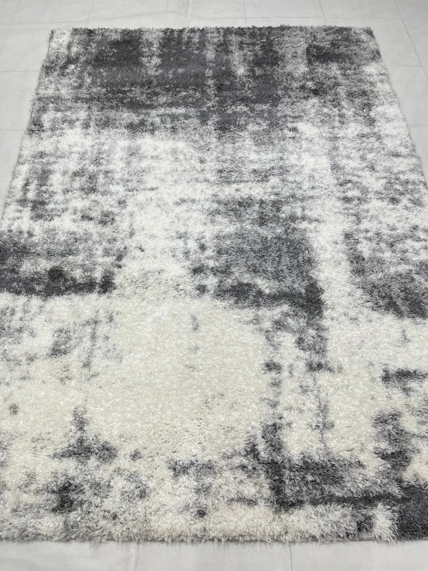 Turkish Shaggy Rug With Woven Back. Size : 5 Ft Width x 7.3 Ft Length (160cm x 220cm) Article-08-Off White, Grey