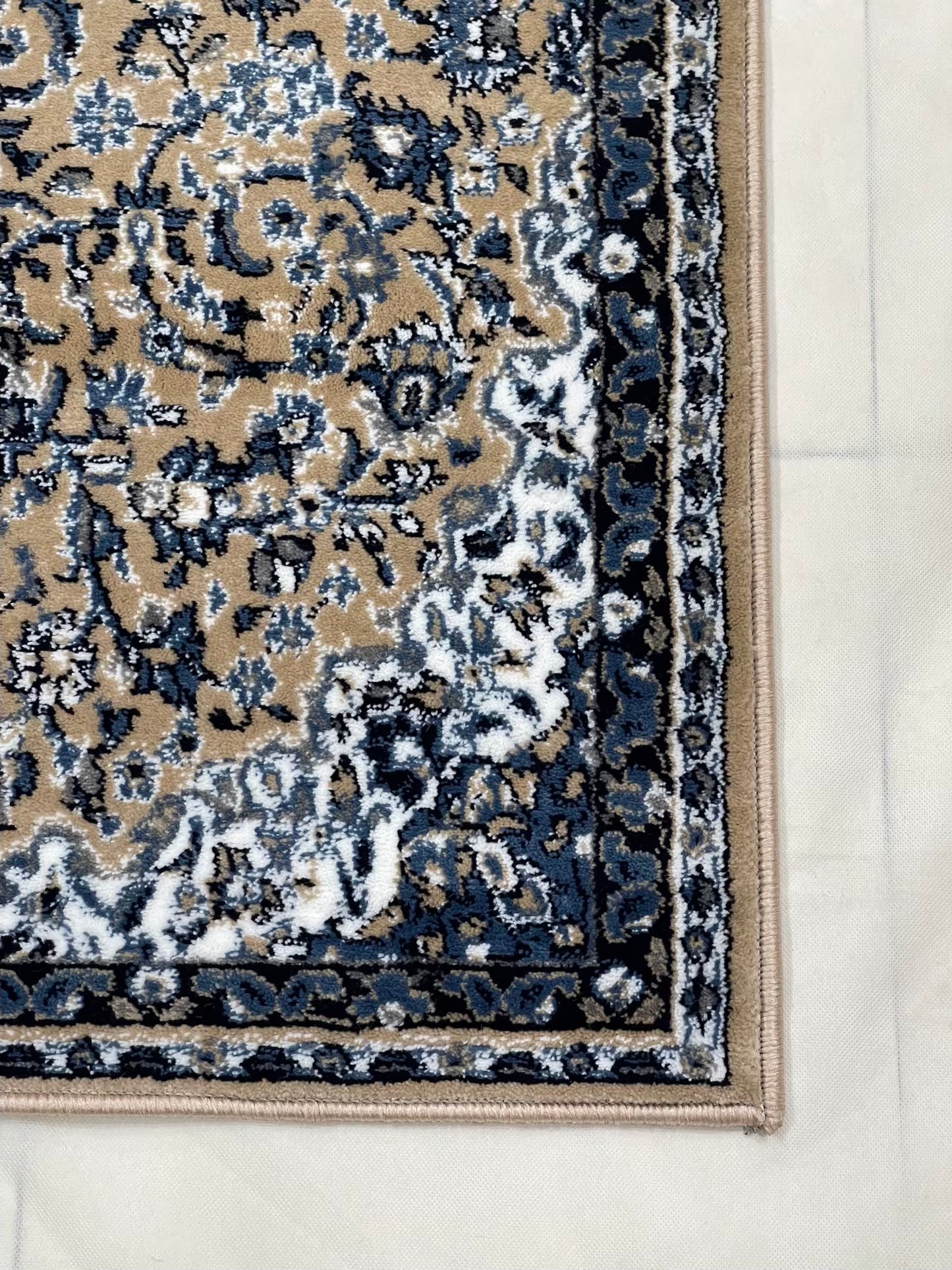 Mink Persian Polypropylene Woven Runner. Size : 2.6 ft width x 6.6 ft length