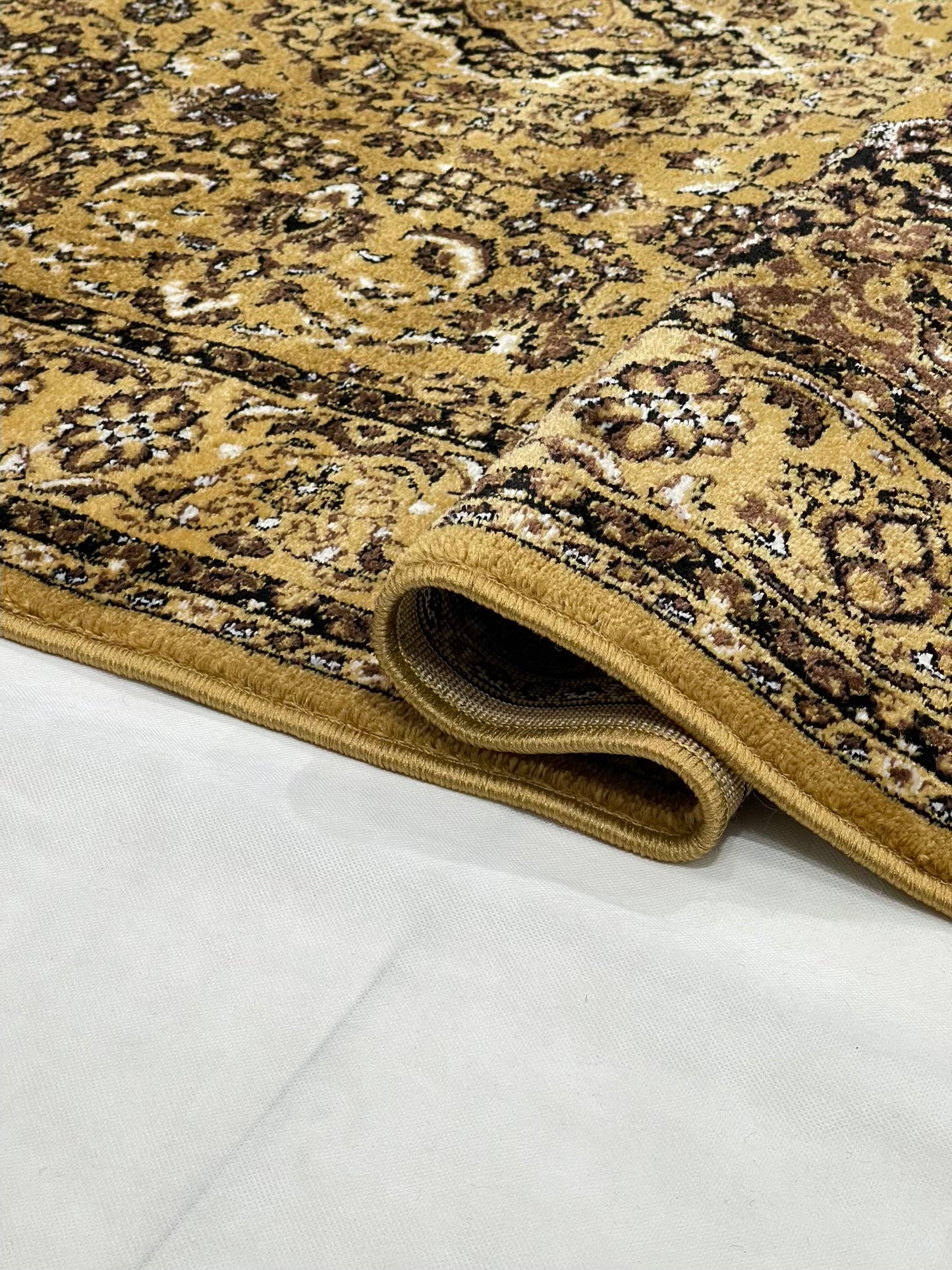 Persian polypropylene Rug,back woven(Article-01-Gold)
Size : 5ft width x 7.3ft length (150cm x 220cm)